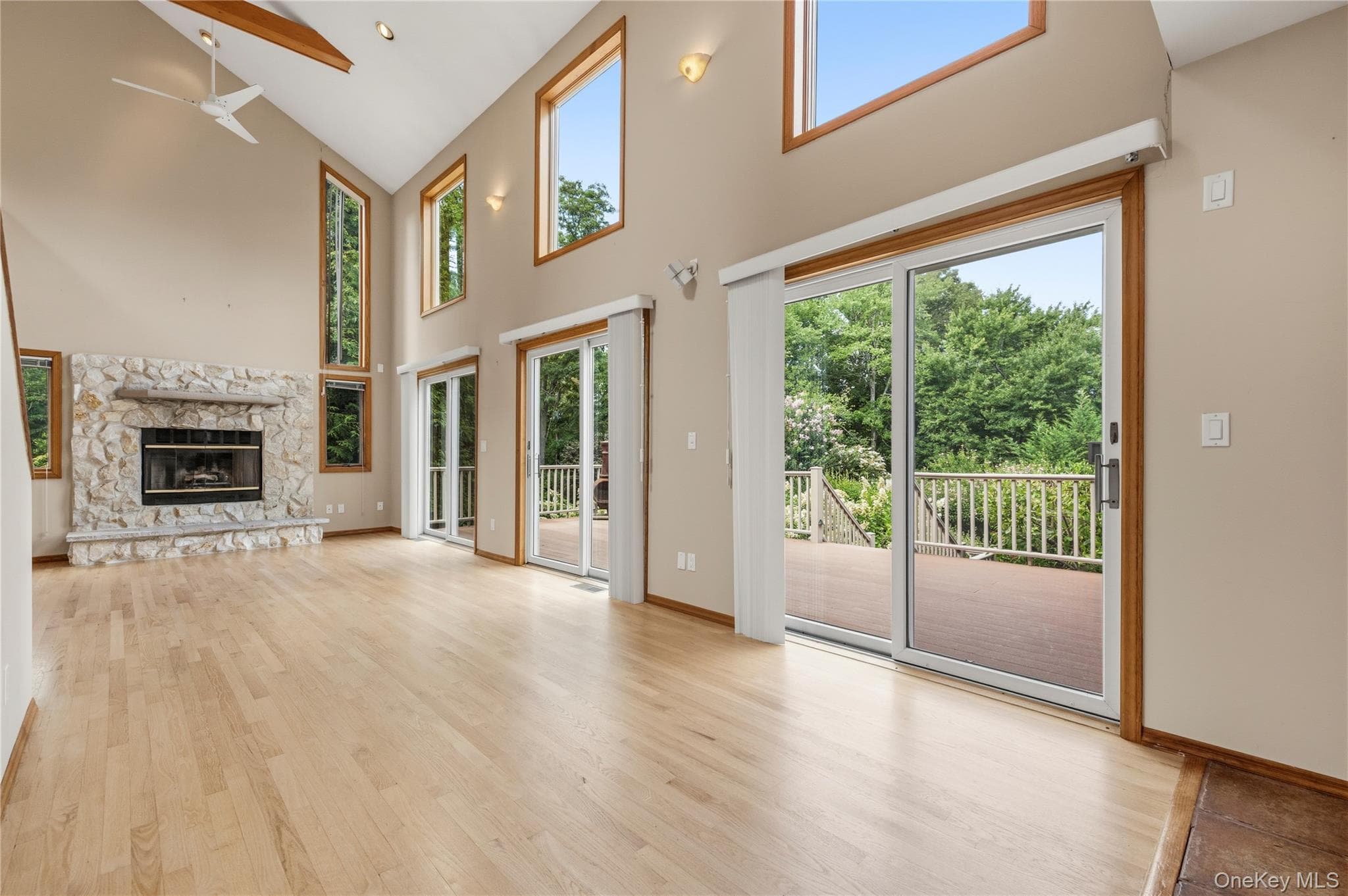 2785 Noyack Road thumbnail 18