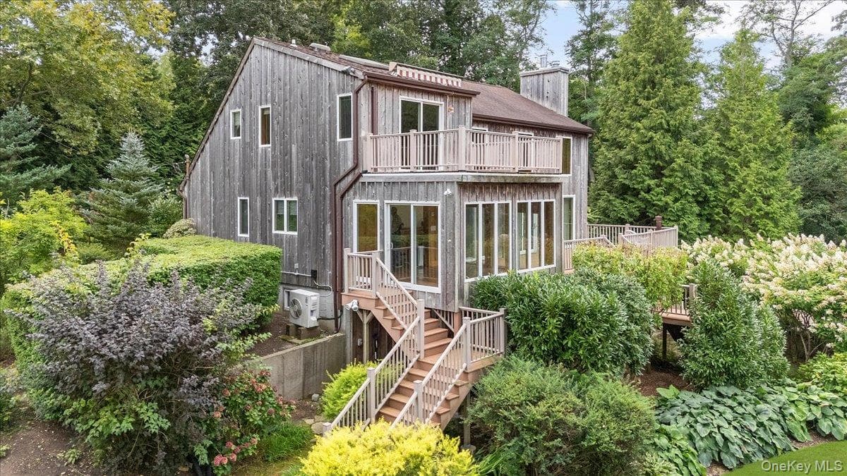 2785 Noyack Road thumbnail 2