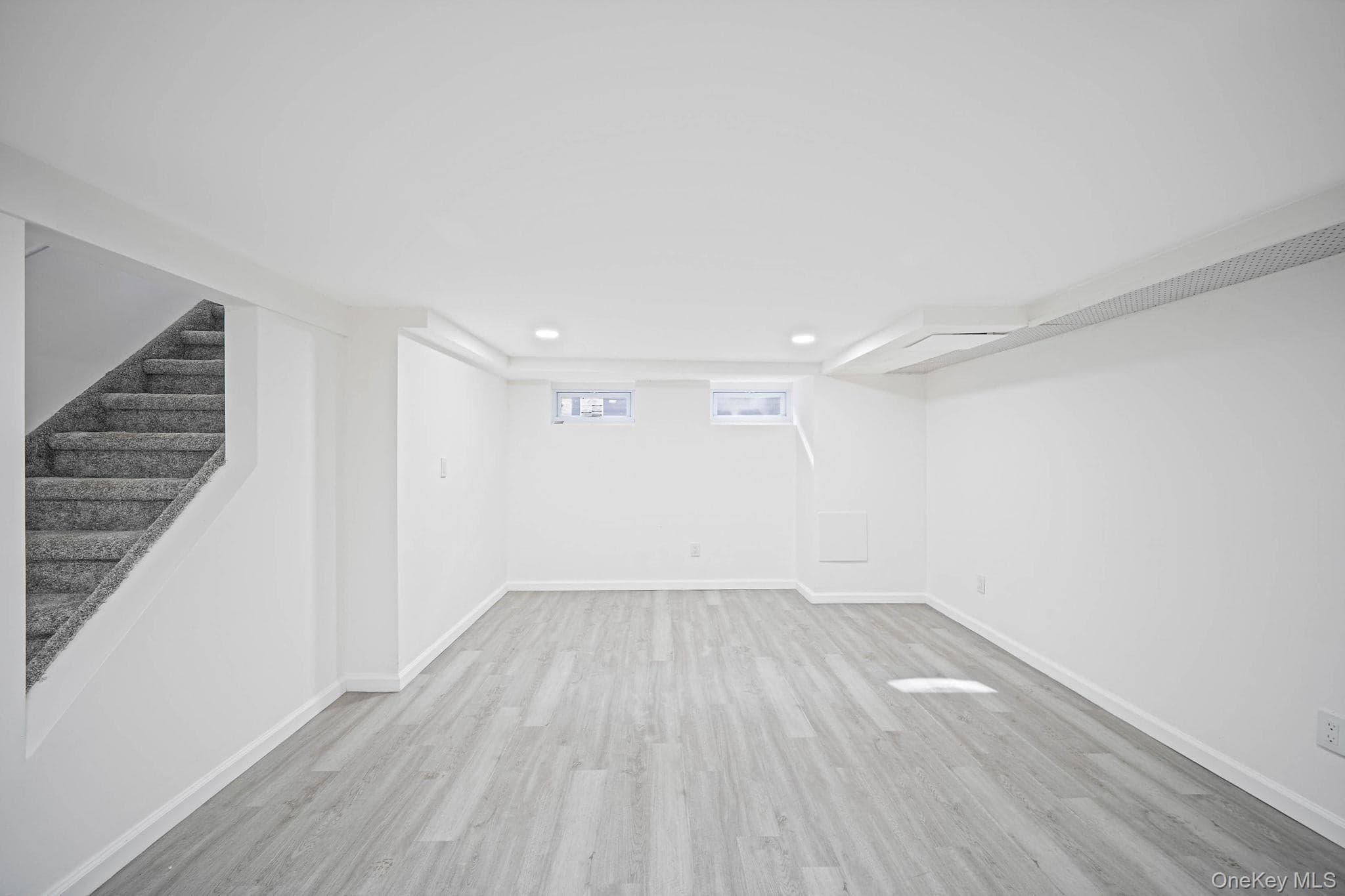 1 Hudson Court thumbnail 23