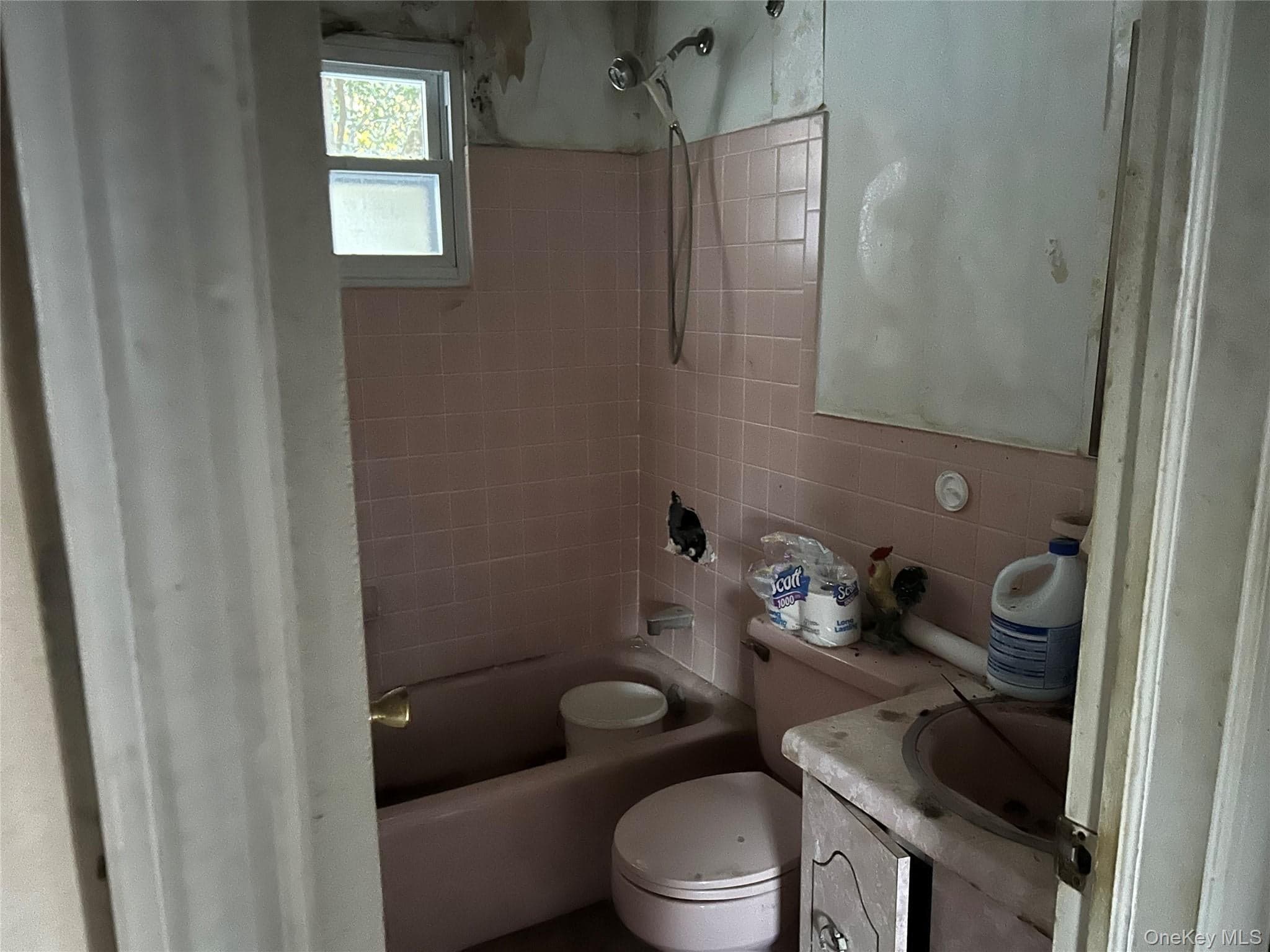 1056 Bay Shore AVE thumbnail 16