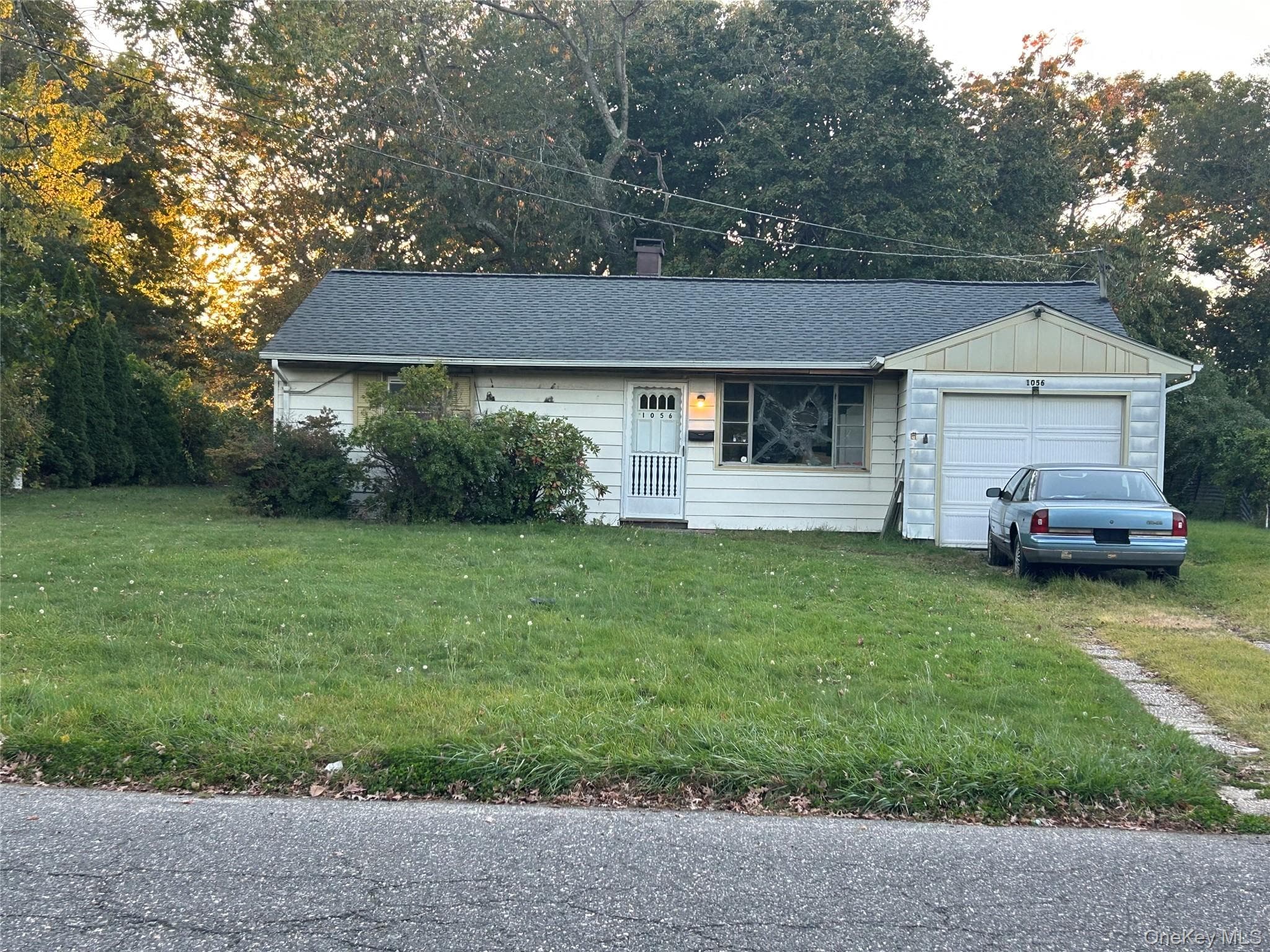 1056 Bay Shore AVE thumbnail 2
