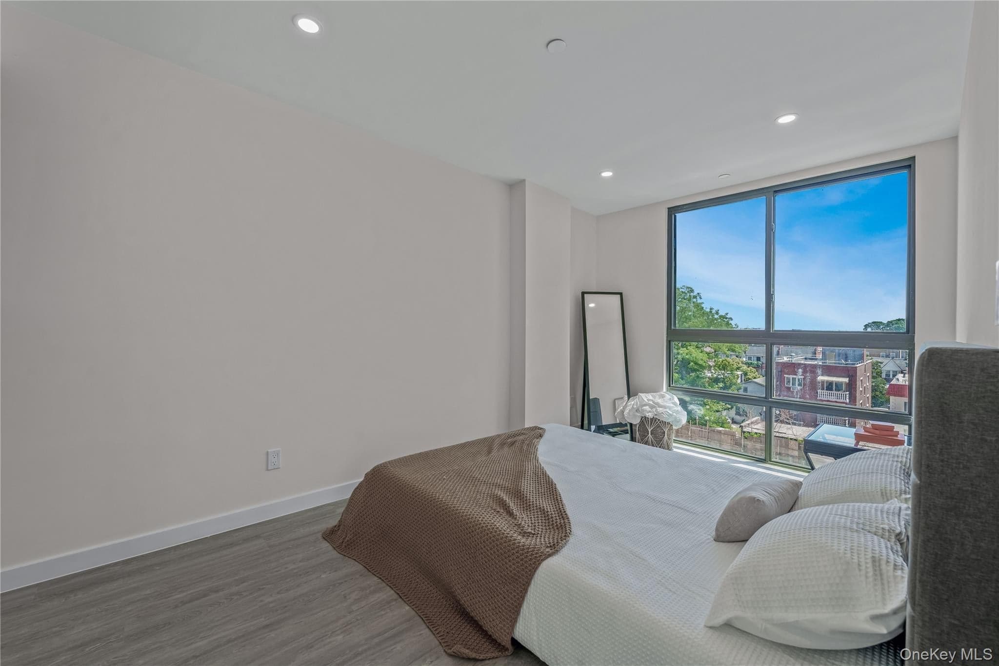 43-30 52nd Street Unit: 2B thumbnail 7