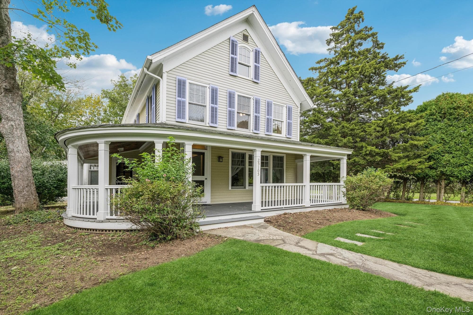25105 Main Road photo 1