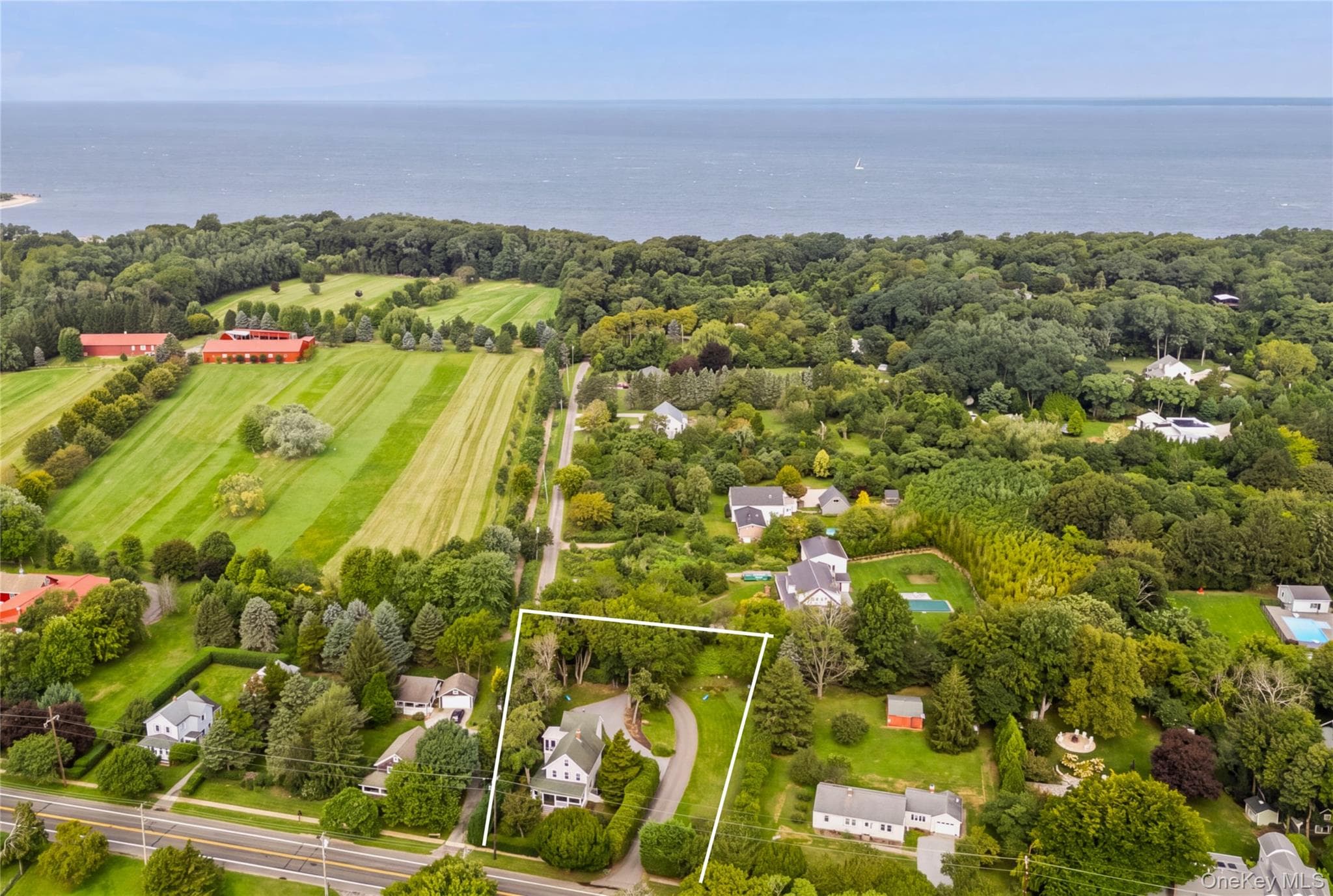 25105 Main Road thumbnail 29