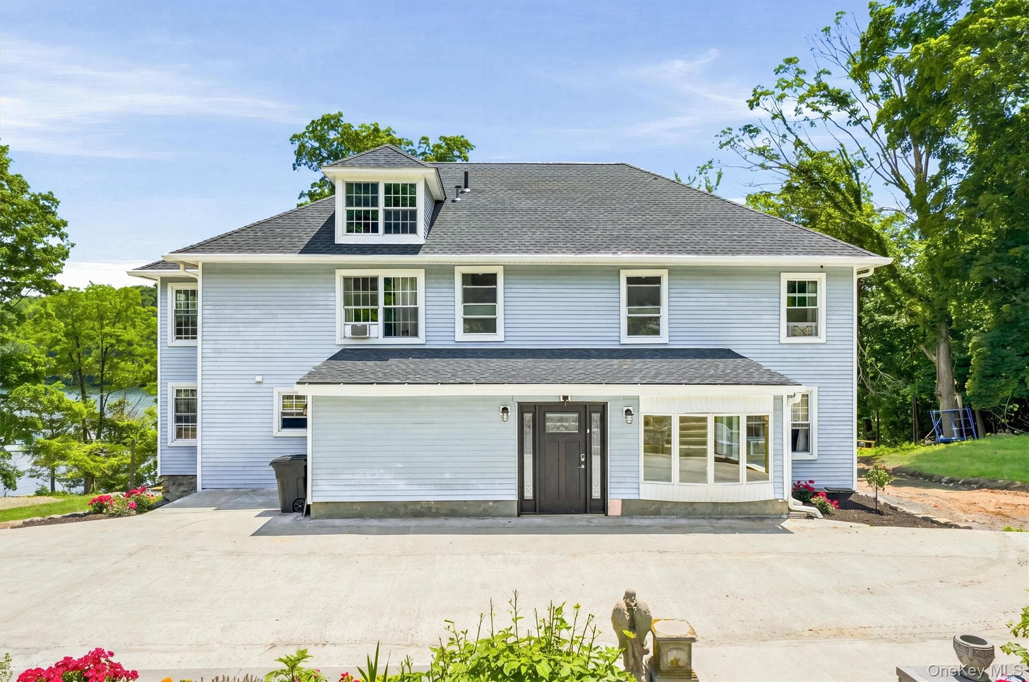 556 Lakes Road thumbnail 4