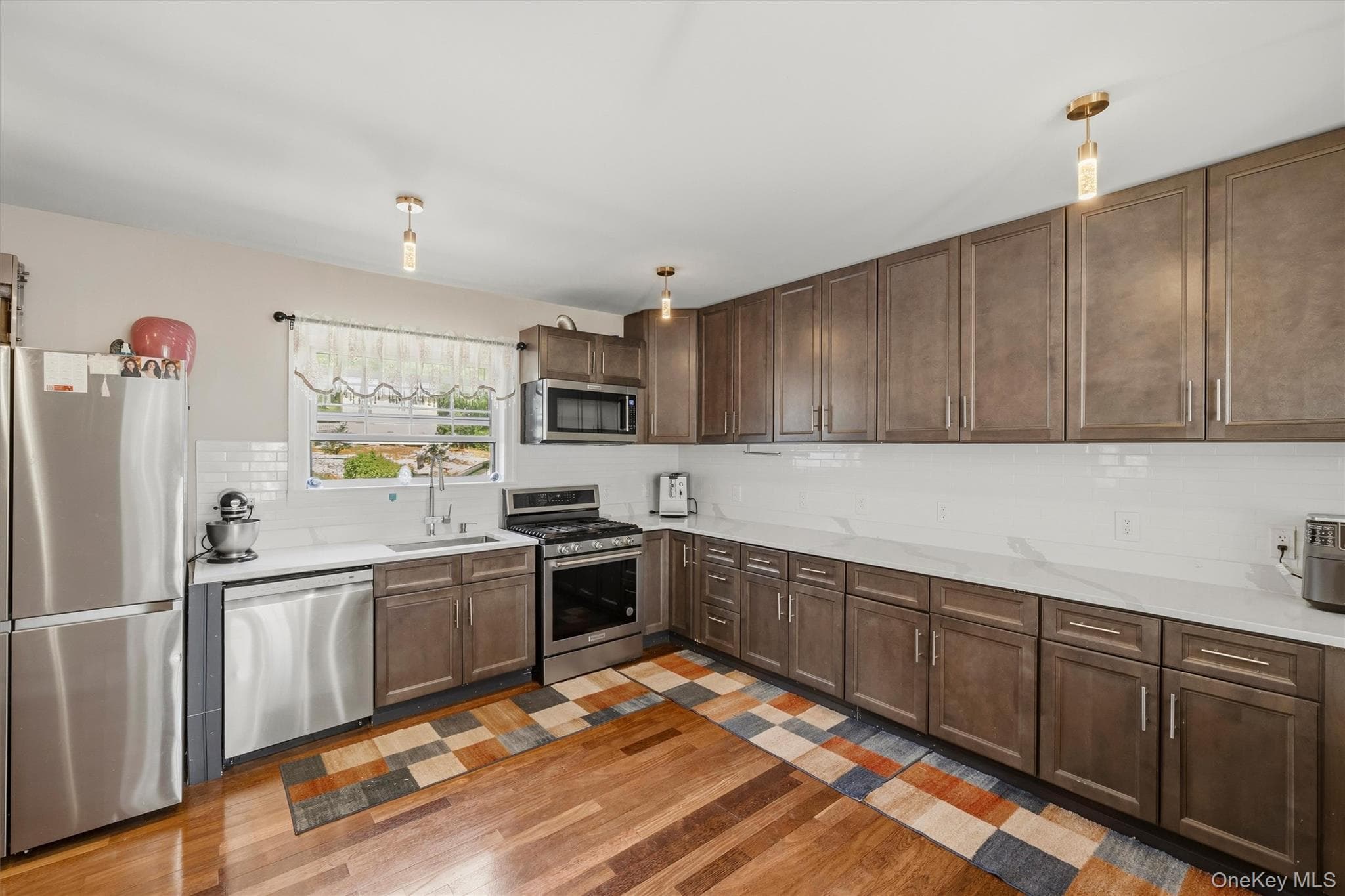 556 Lakes Road thumbnail 9