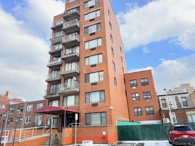87-14 57th Road Unit: Prof C, Elmhurst