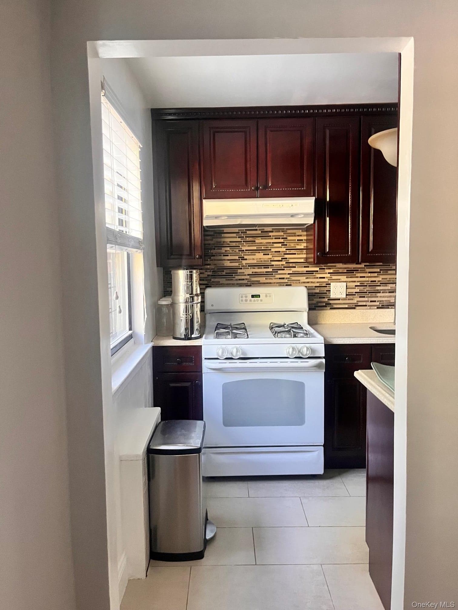 196-69 73 Avenue Unit: 2 thumbnail 15