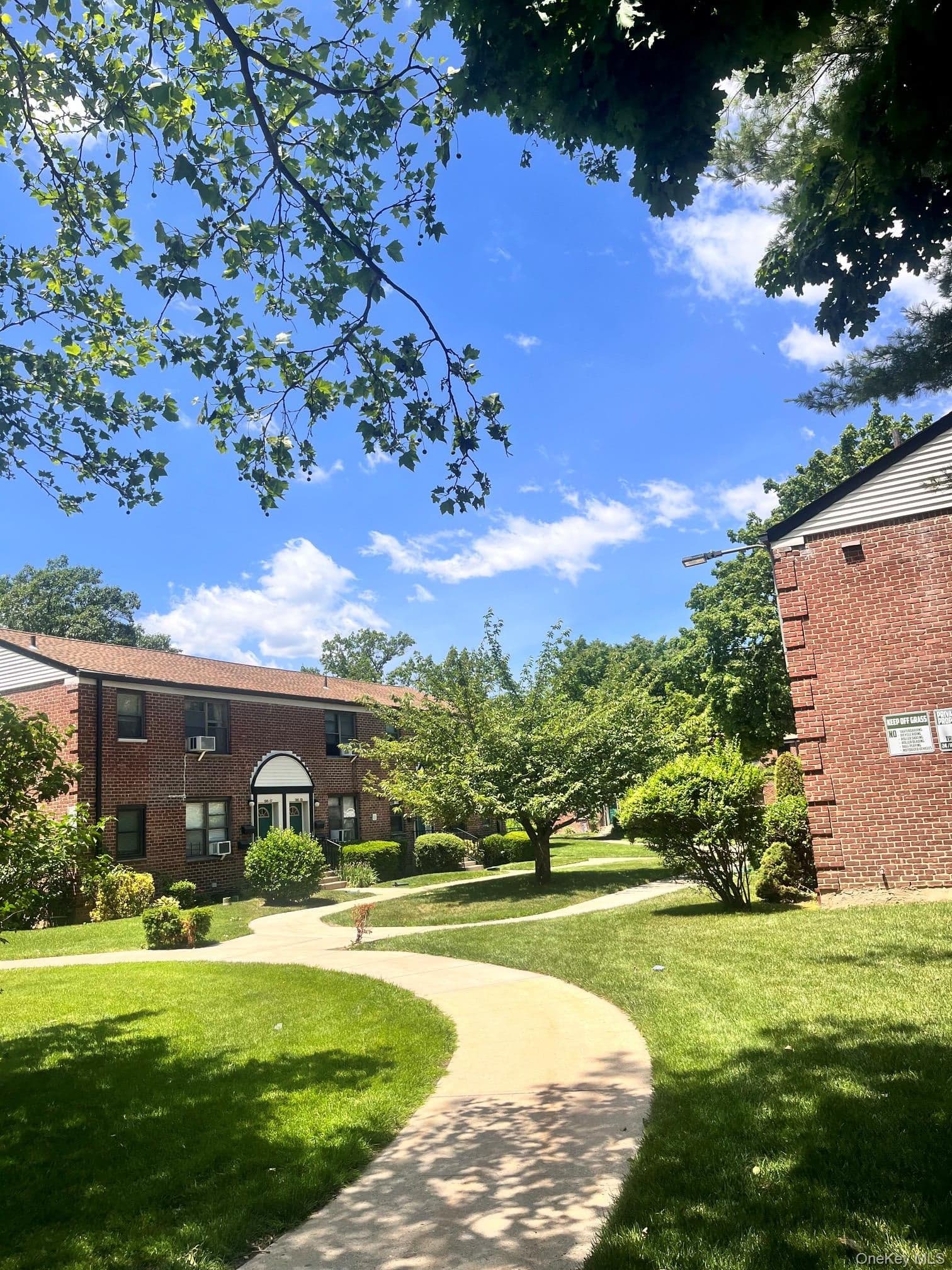 196-69 73 Avenue Unit: 2 thumbnail 22