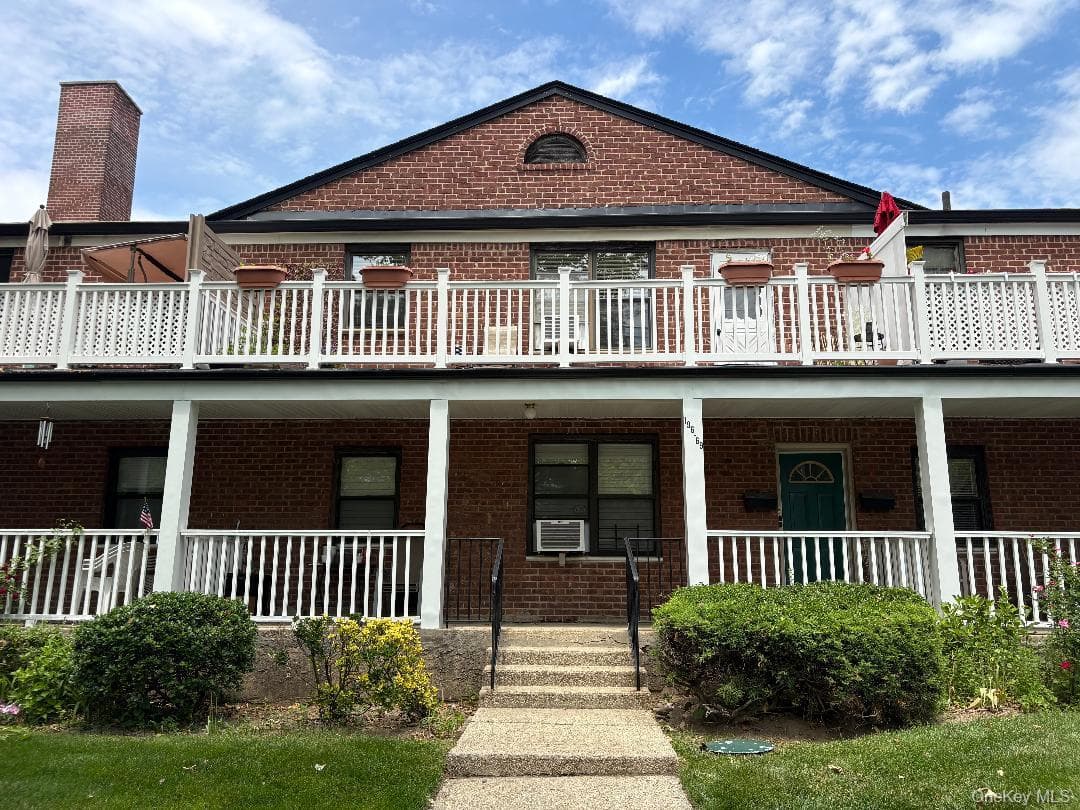 196-69 73 Avenue Unit: 2, Fresh Meadows
