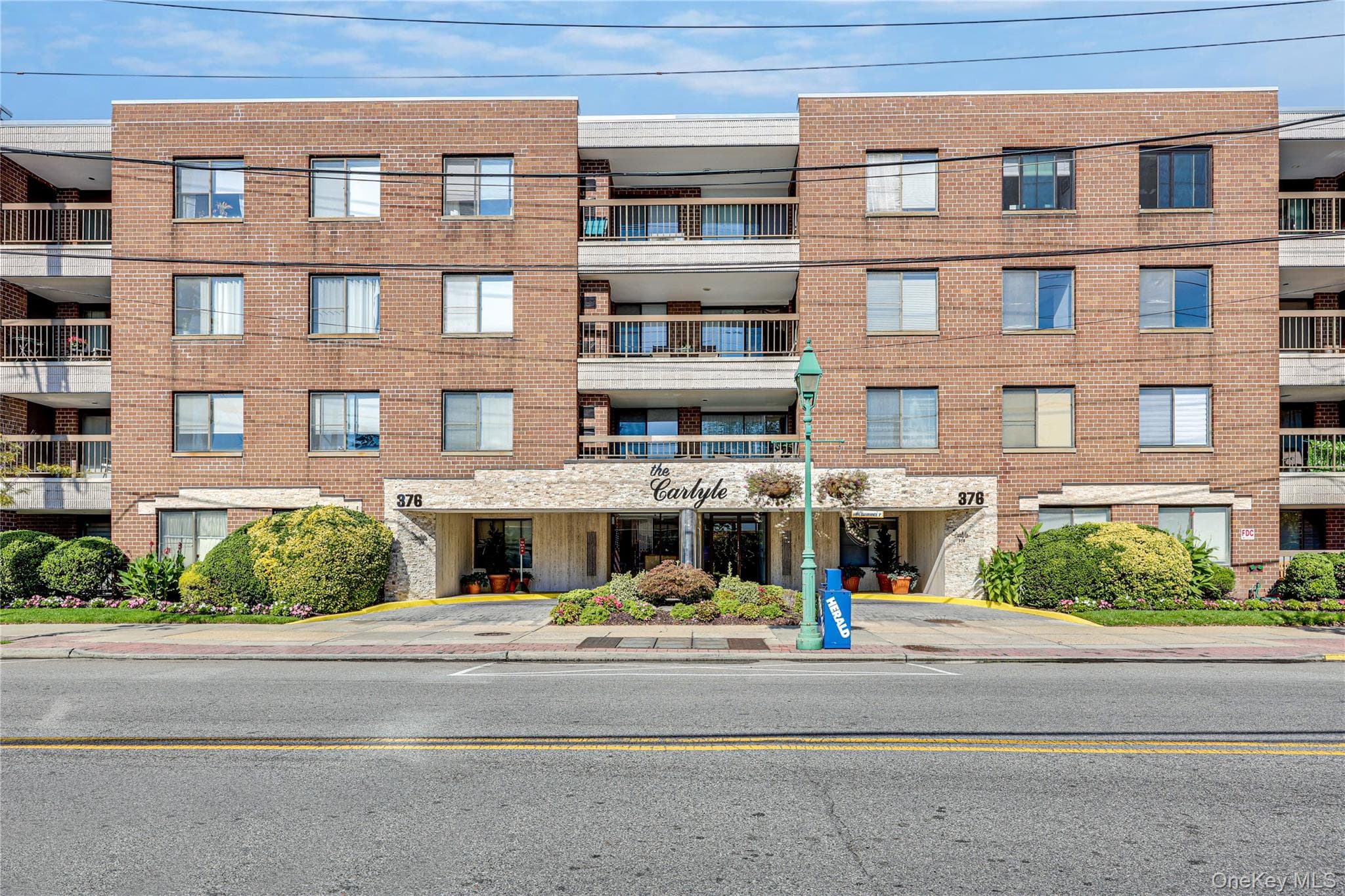 376 Central Avenue Unit: 2N, Lawrence