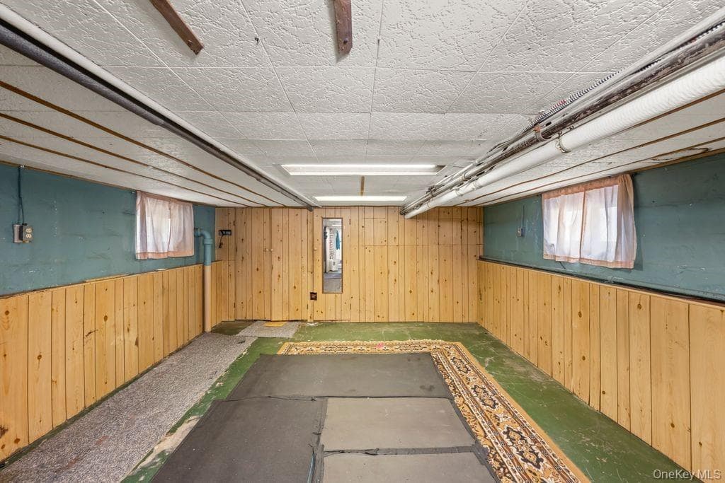 1549 E 96th Street thumbnail 19