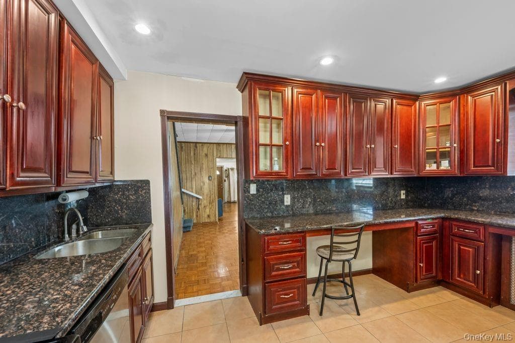 1549 E 96th Street thumbnail 10