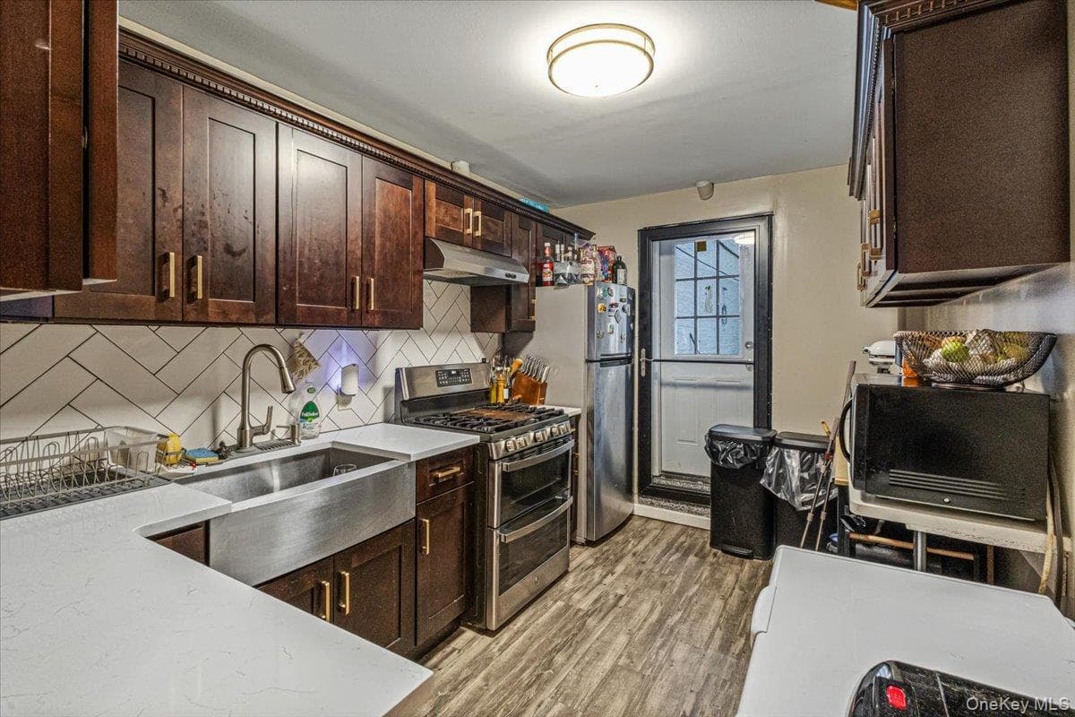 305 Rogers Avenue Unit: 1 thumbnail 18