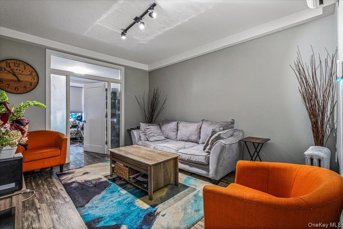 305 Rogers Avenue Unit: 1 thumbnail 8
