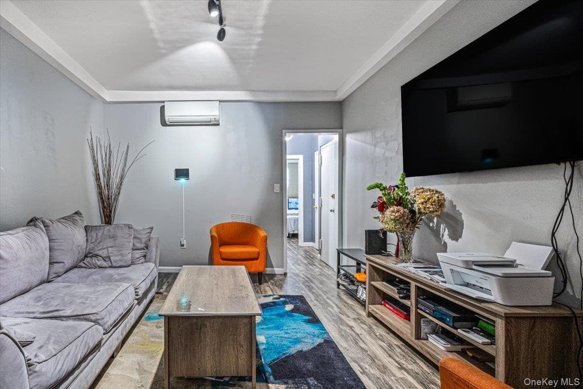 305 Rogers Avenue Unit: 1 thumbnail 7