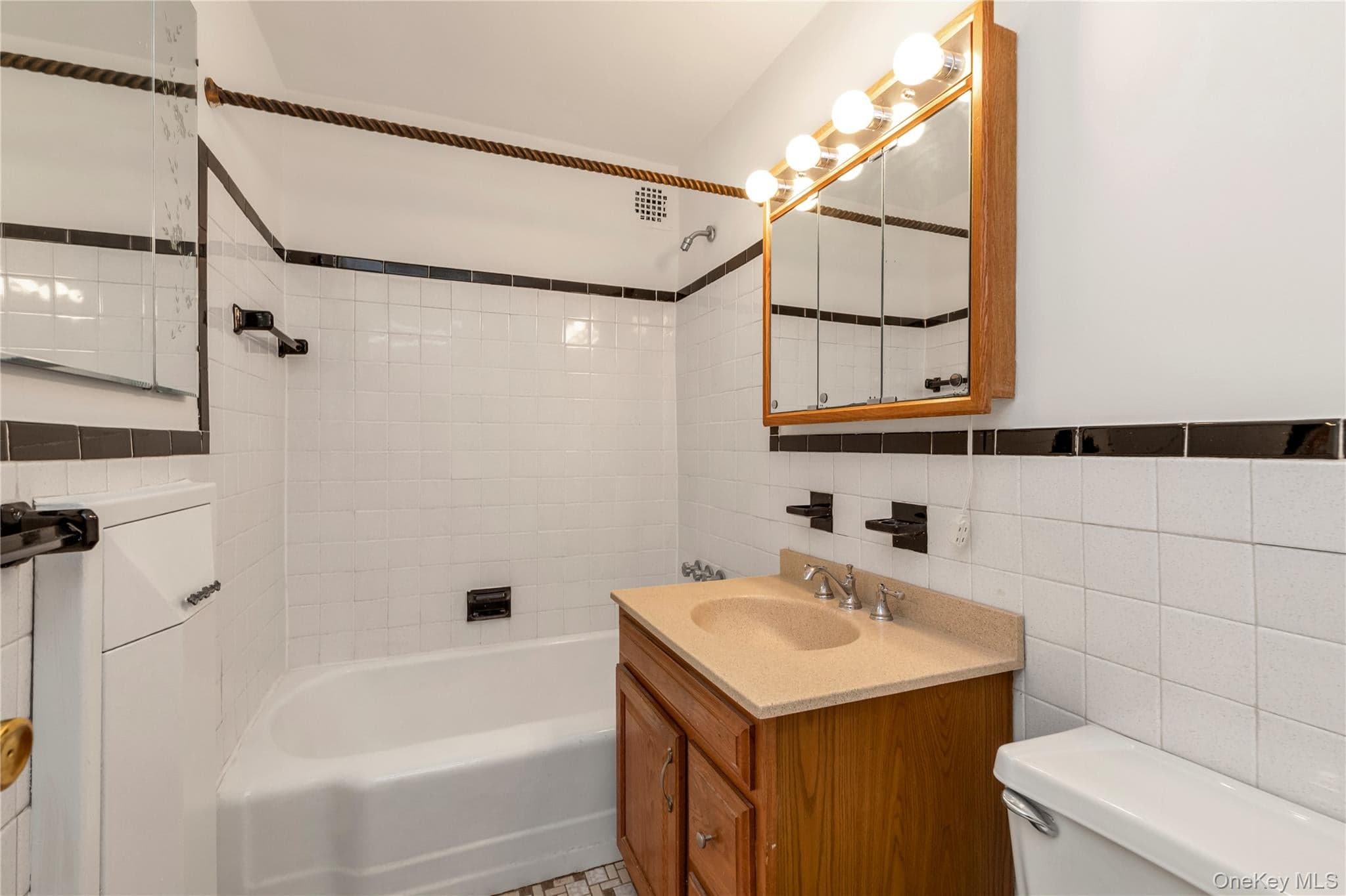 45 Hill Park Avenue Unit: 3D thumbnail 19