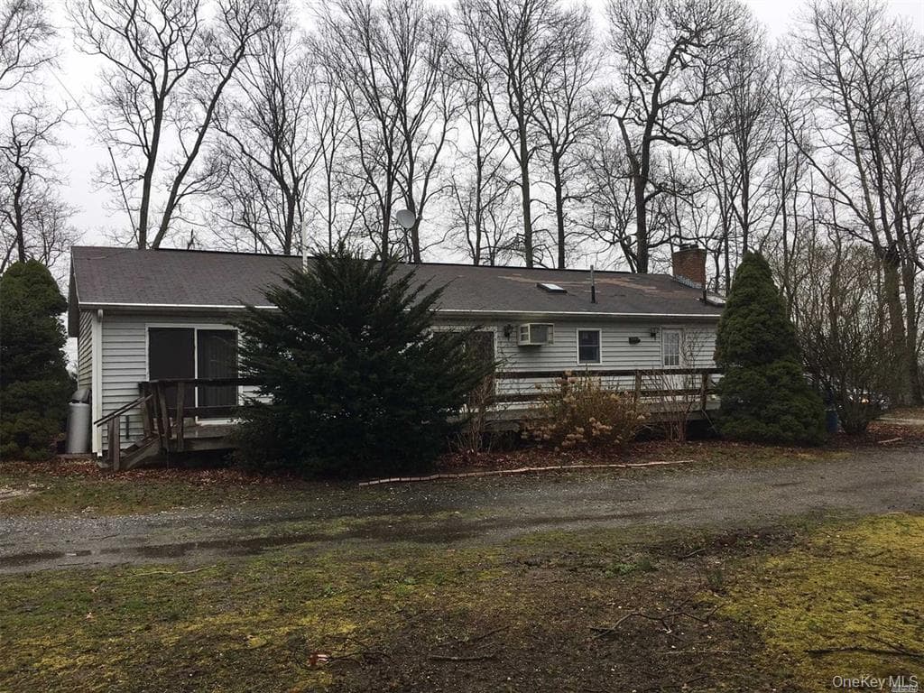 1553 Northville Turnpike, Riverhead