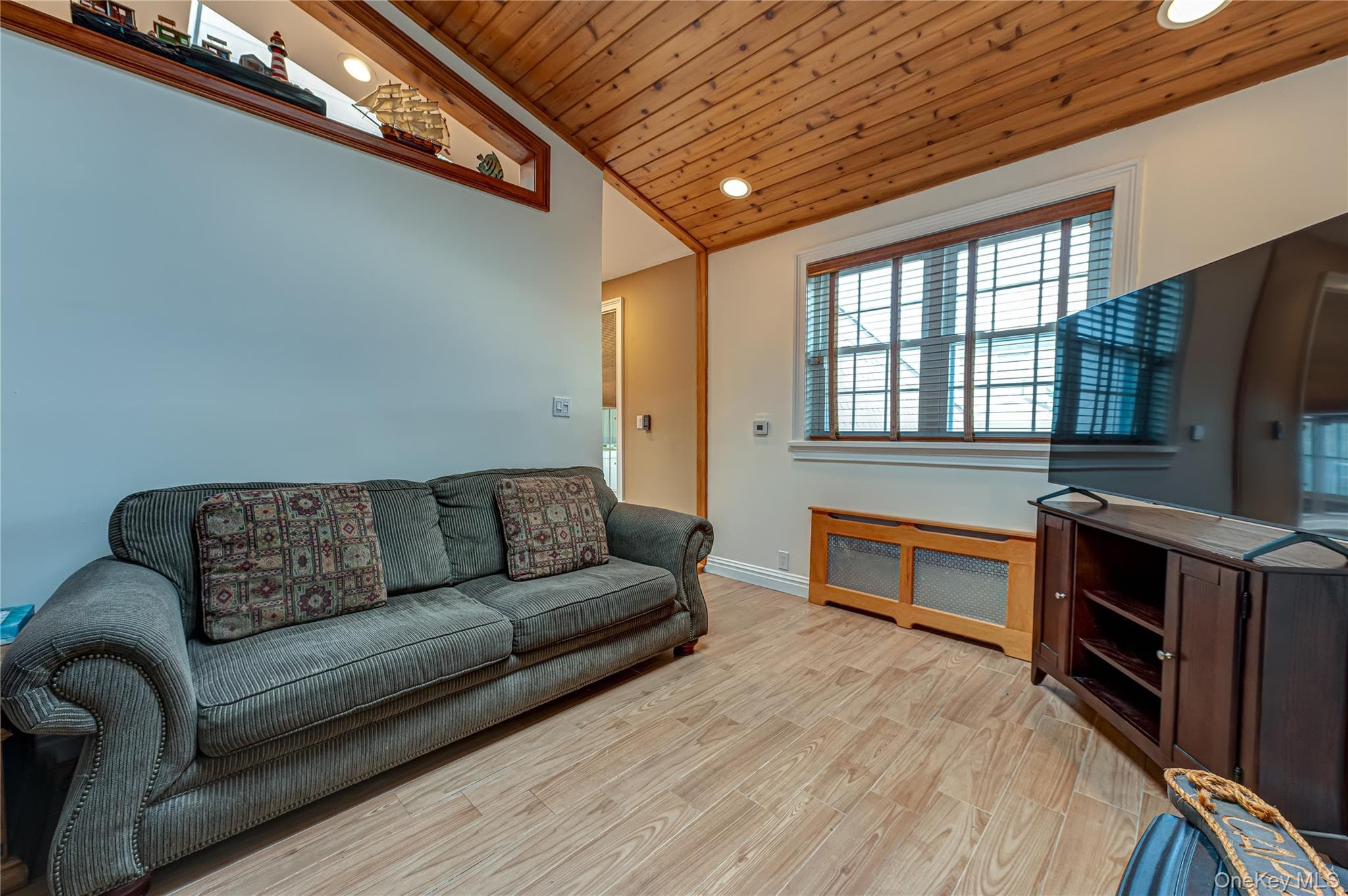 720 Farmers Avenue thumbnail 12