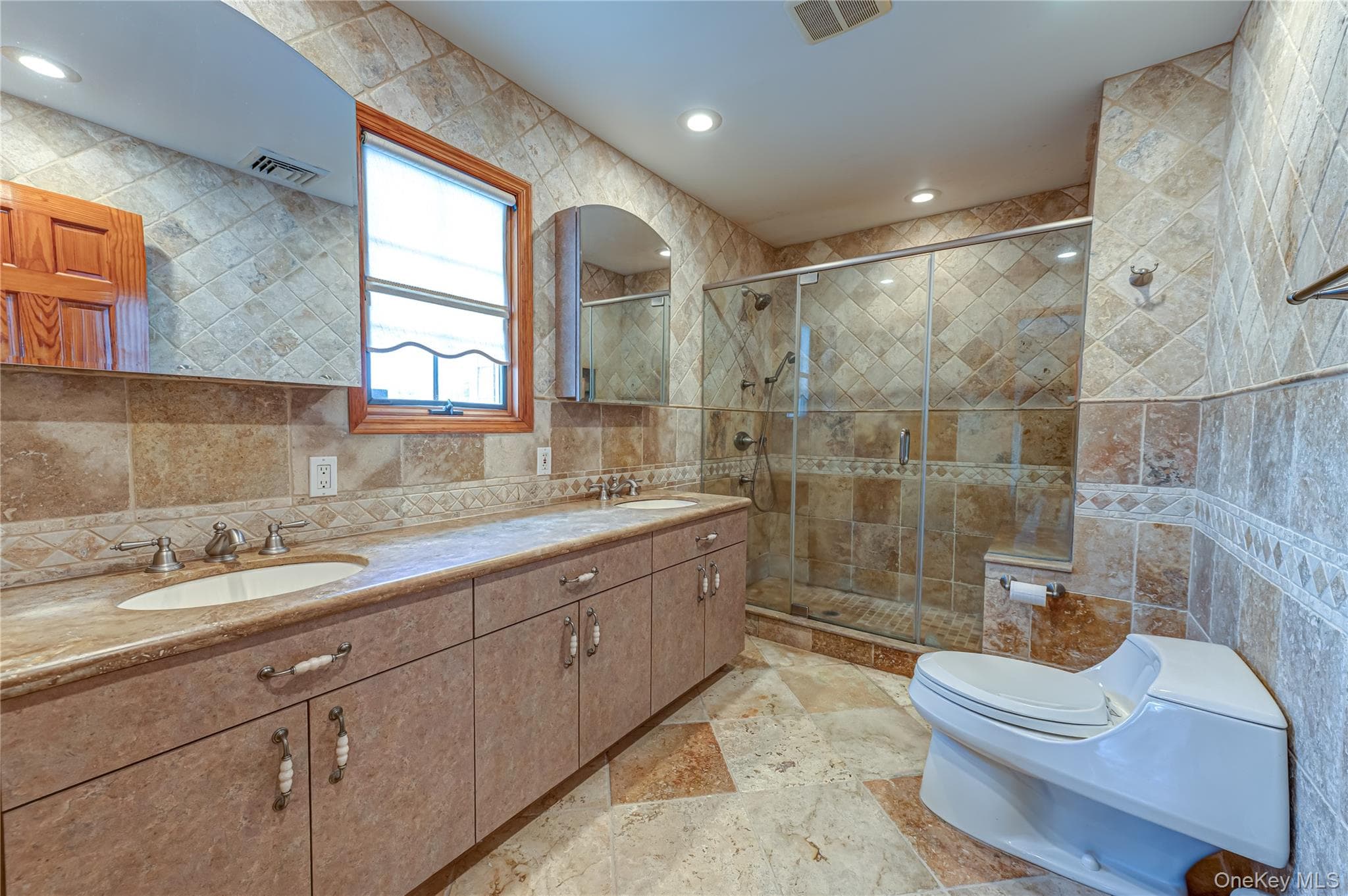 720 Farmers Avenue thumbnail 21