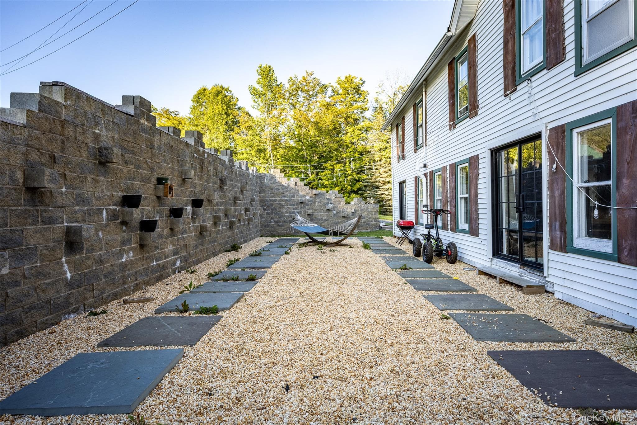 3 Leon Macglashan Road thumbnail 31