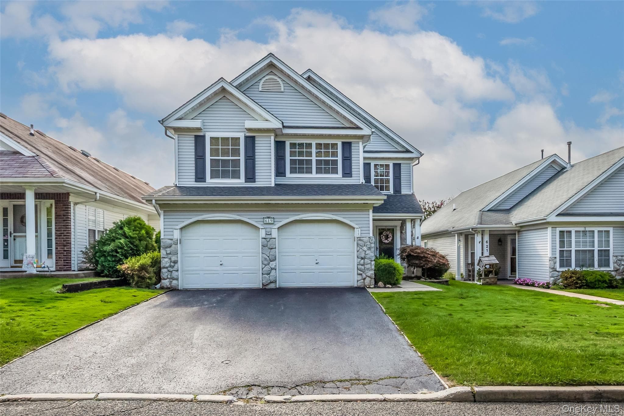 619 Spring Lake Drive thumbnail 2