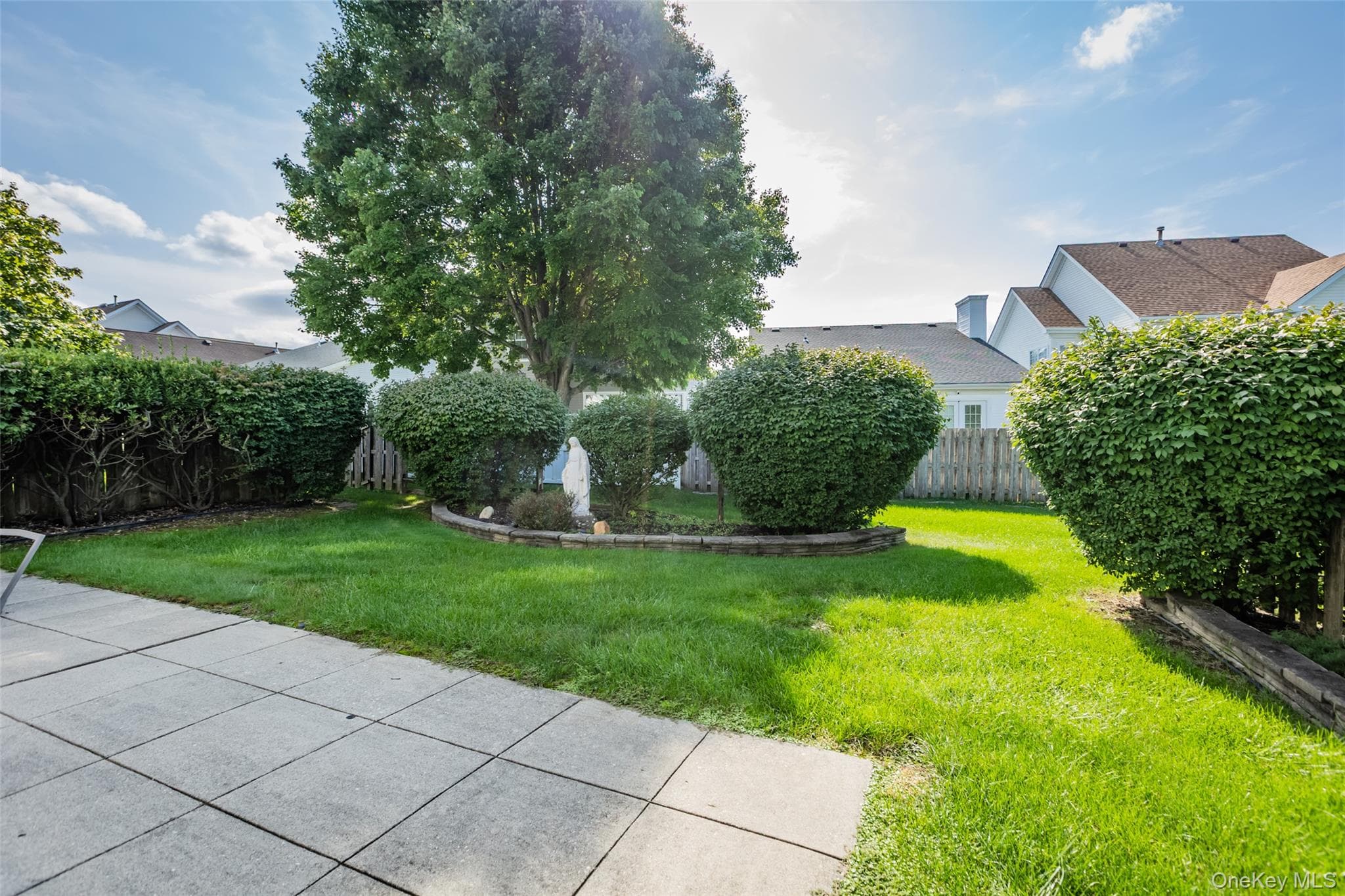 619 Spring Lake Drive thumbnail 3