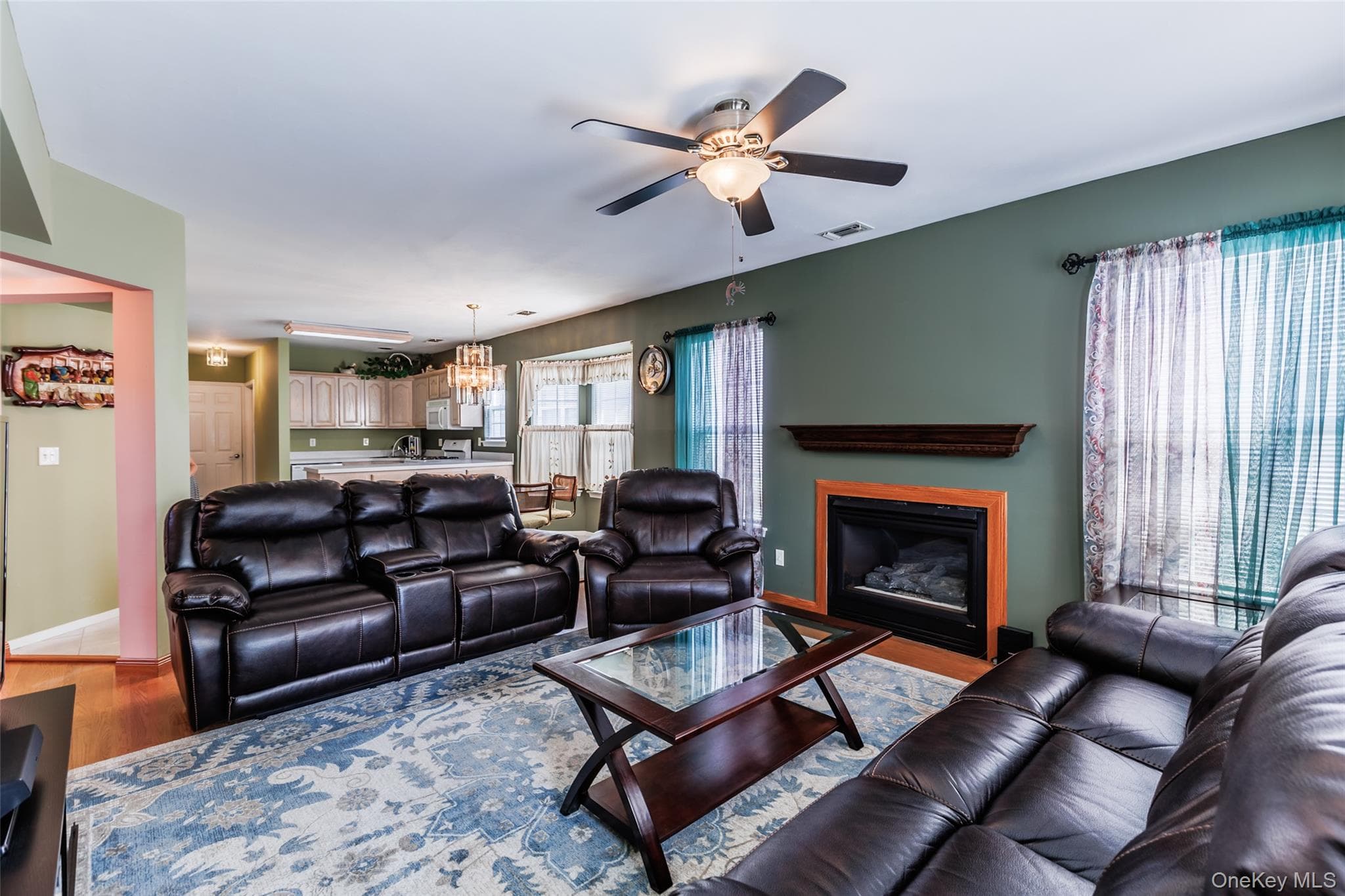 619 Spring Lake Drive thumbnail 9