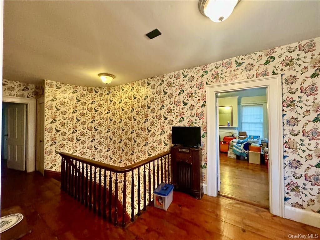 255 Howells Road thumbnail 24
