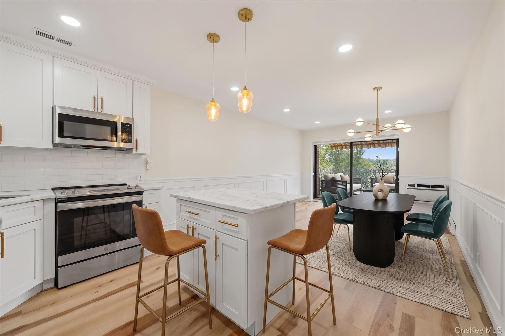 115 Dehaven Drive Unit: 305 thumbnail 9