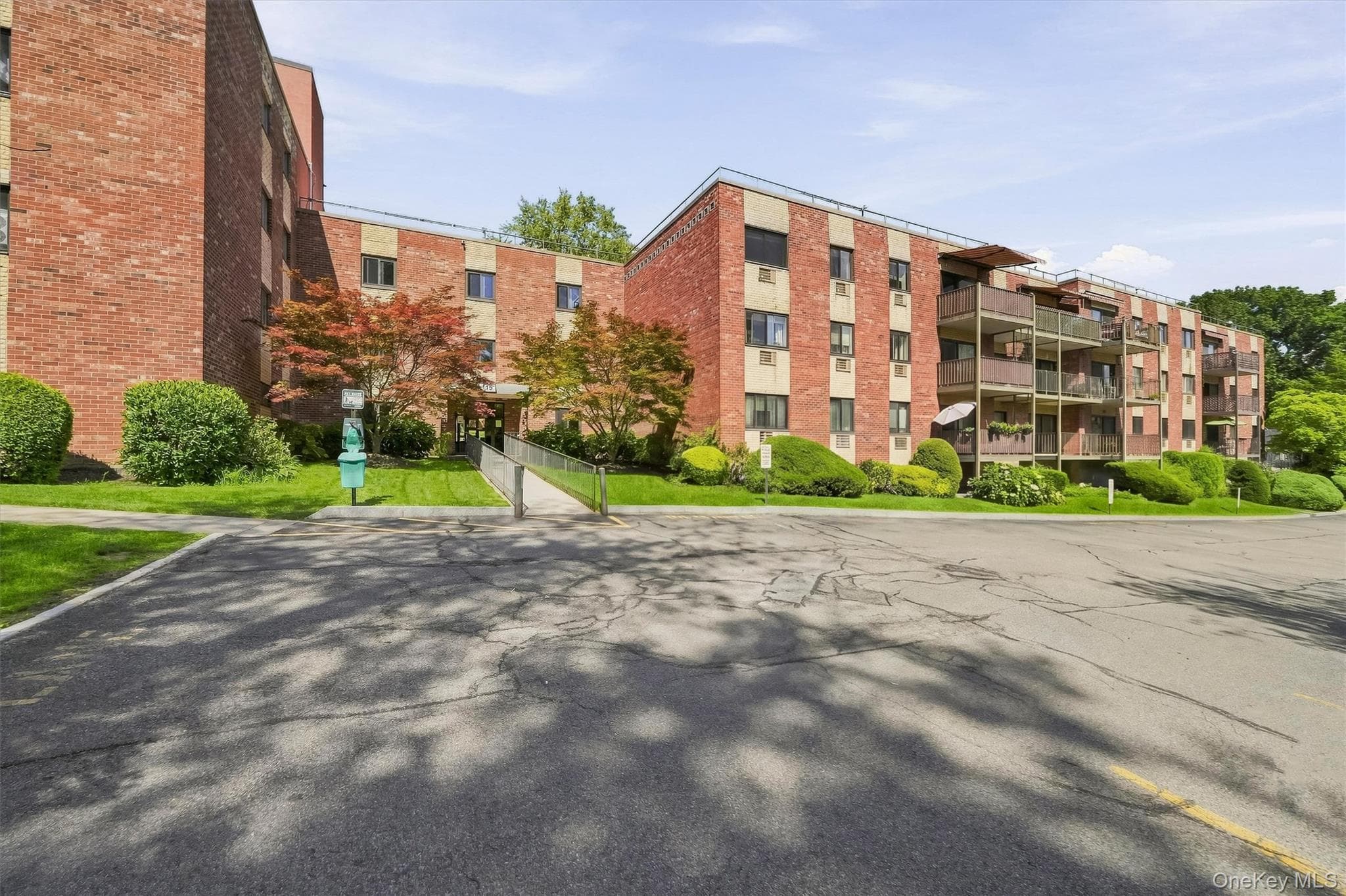 115 Dehaven Drive Unit: 305 thumbnail 4