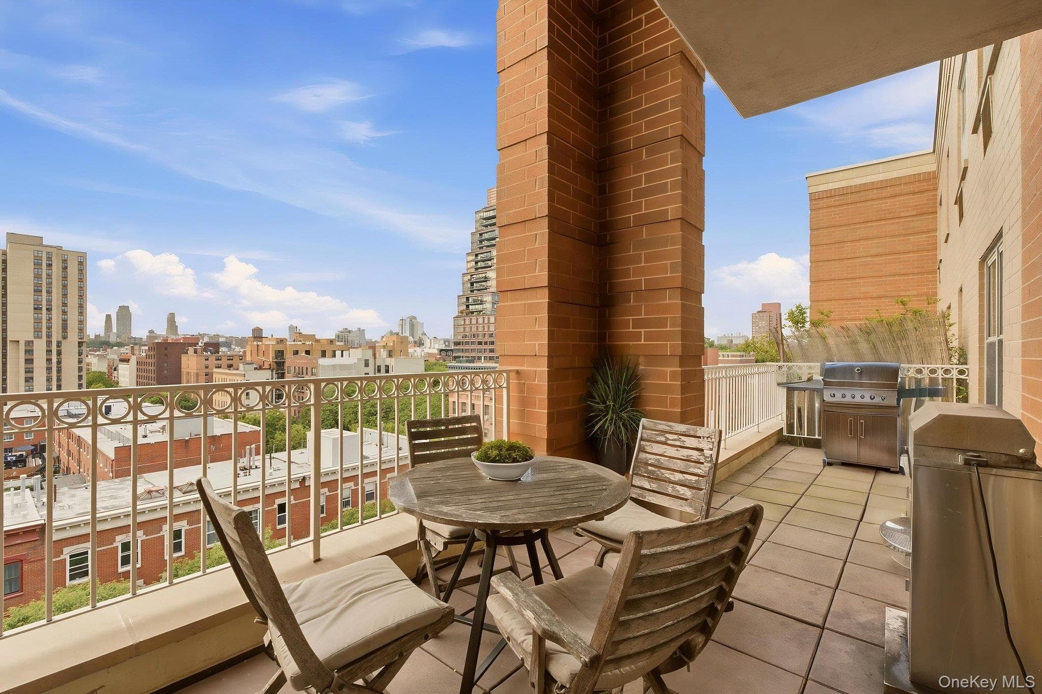 1787 Madison Avenue Unit: 707 thumbnail 6