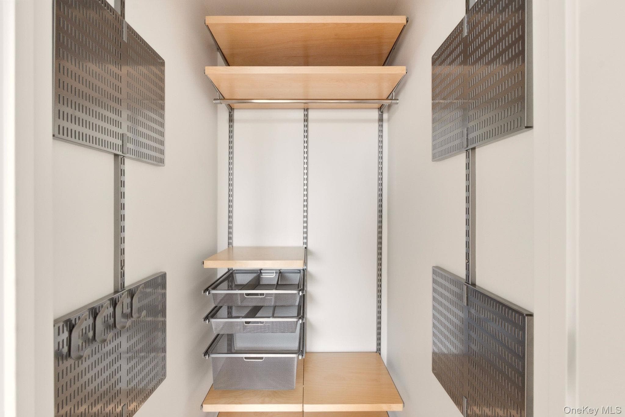 1787 Madison Avenue Unit: 707 thumbnail 13