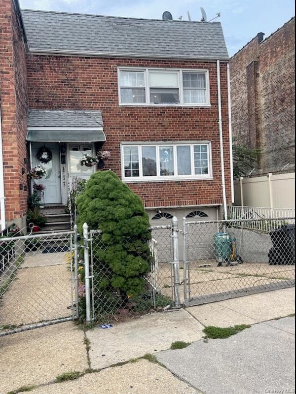 10343 Woodhaven Boulevard thumbnail 21