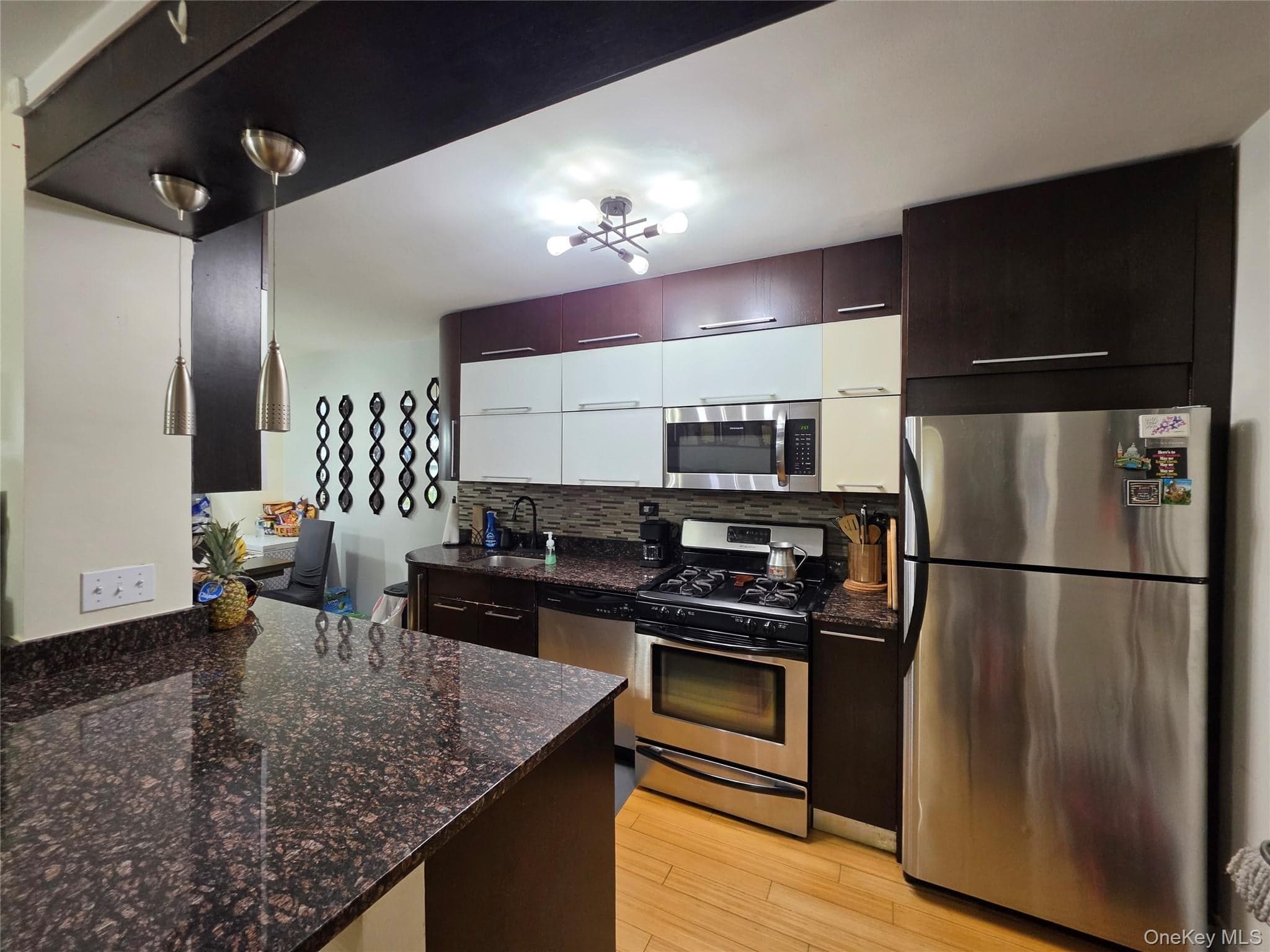 875 Morrison Avenue Unit: #1B thumbnail 15