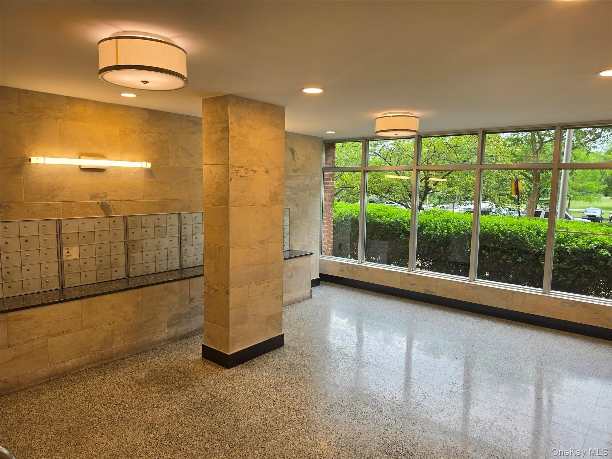 875 Morrison Avenue Unit: #1B thumbnail 7