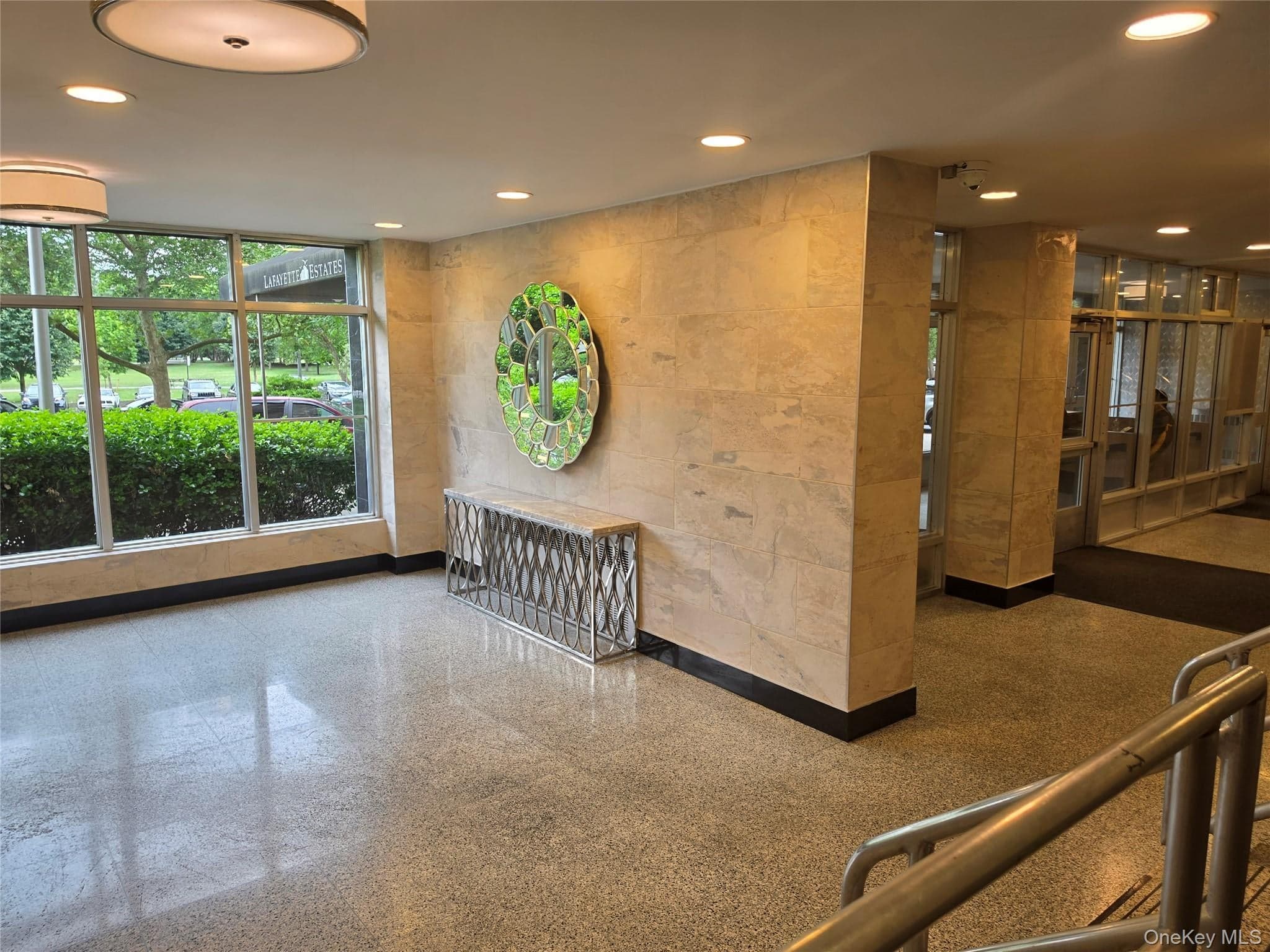 875 Morrison Avenue Unit: #1B thumbnail 8