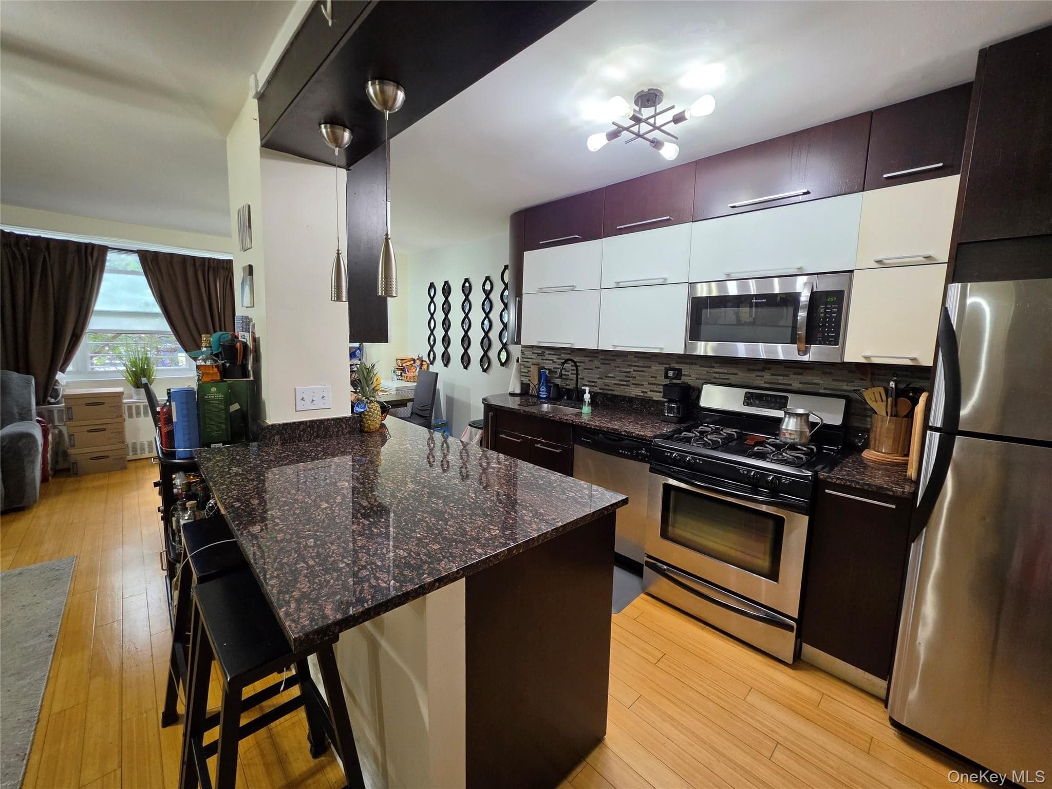 875 Morrison Avenue Unit: #1B thumbnail 12