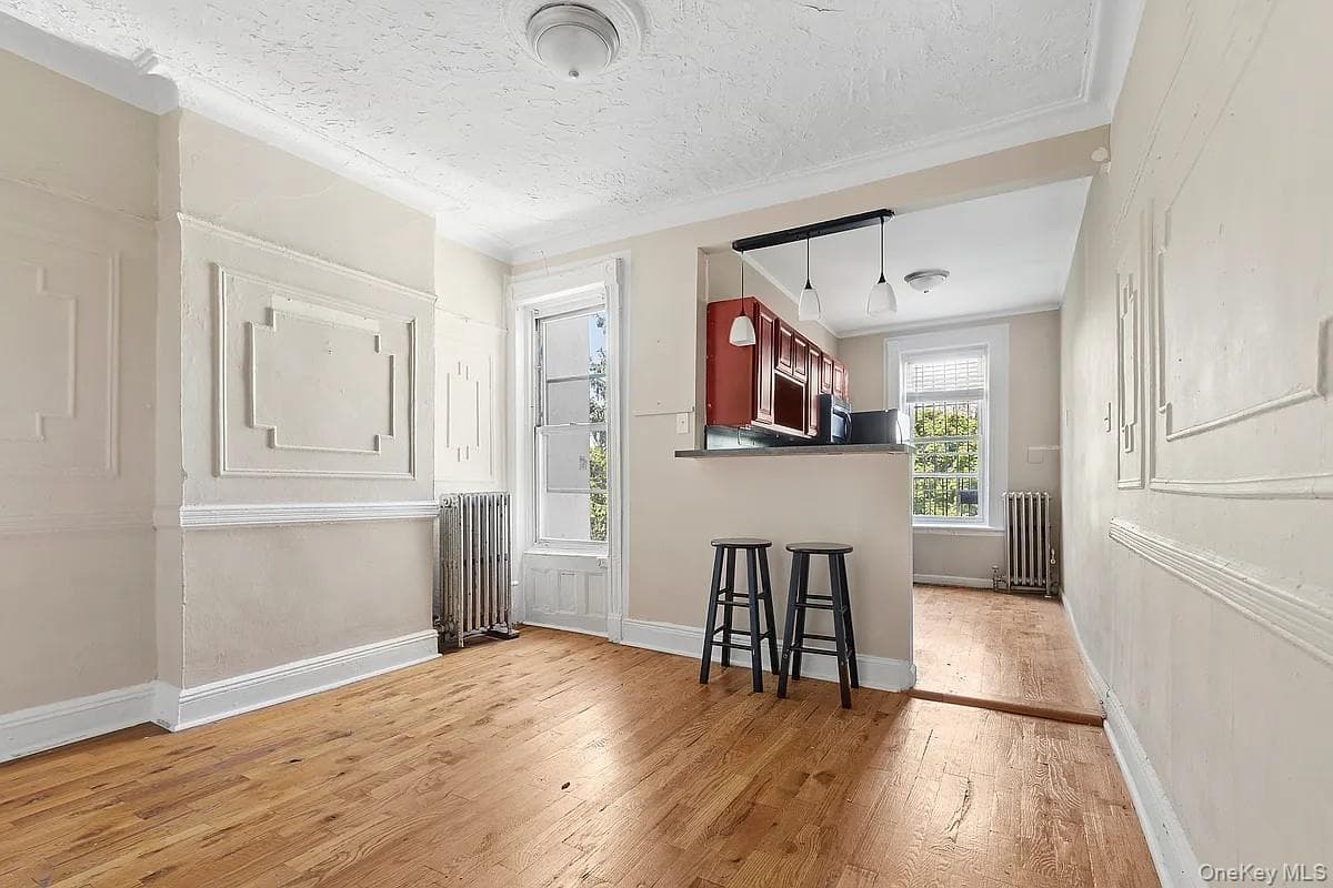 381 Sumpter Street thumbnail 8