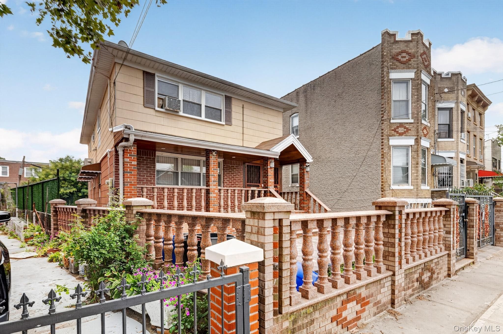 568 Autumn Avenue thumbnail 22