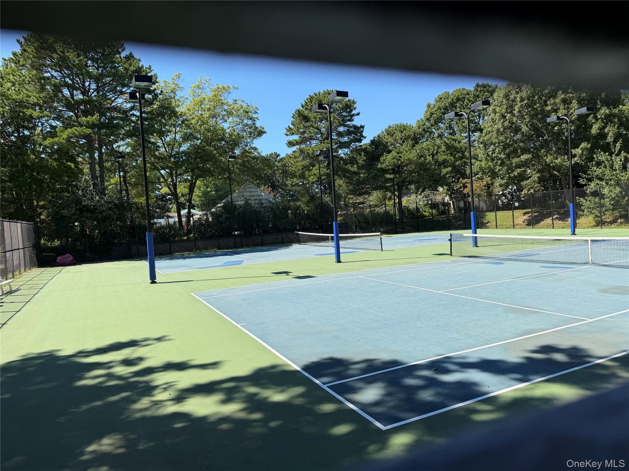 7 Sagaponack Court thumbnail 4