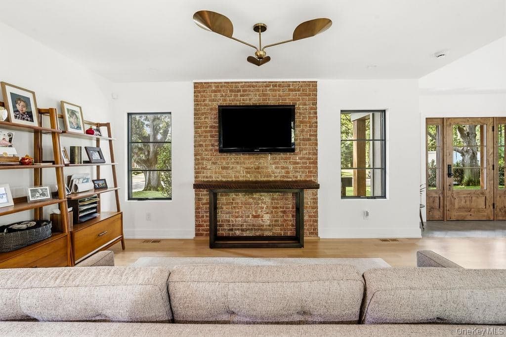 55 Washington Avenue thumbnail 11