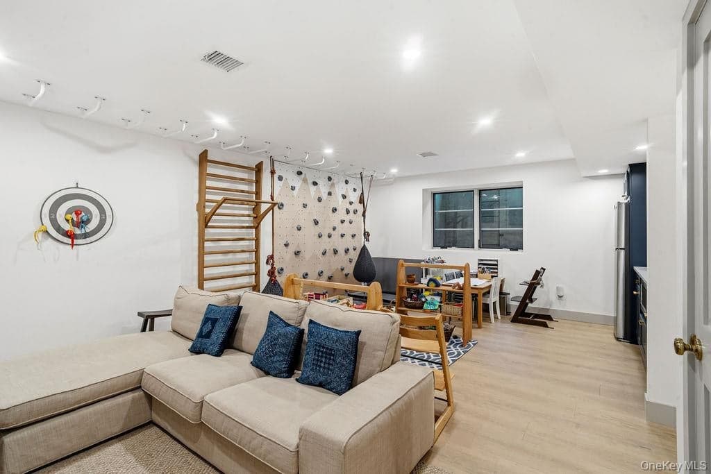 55 Washington Avenue thumbnail 29