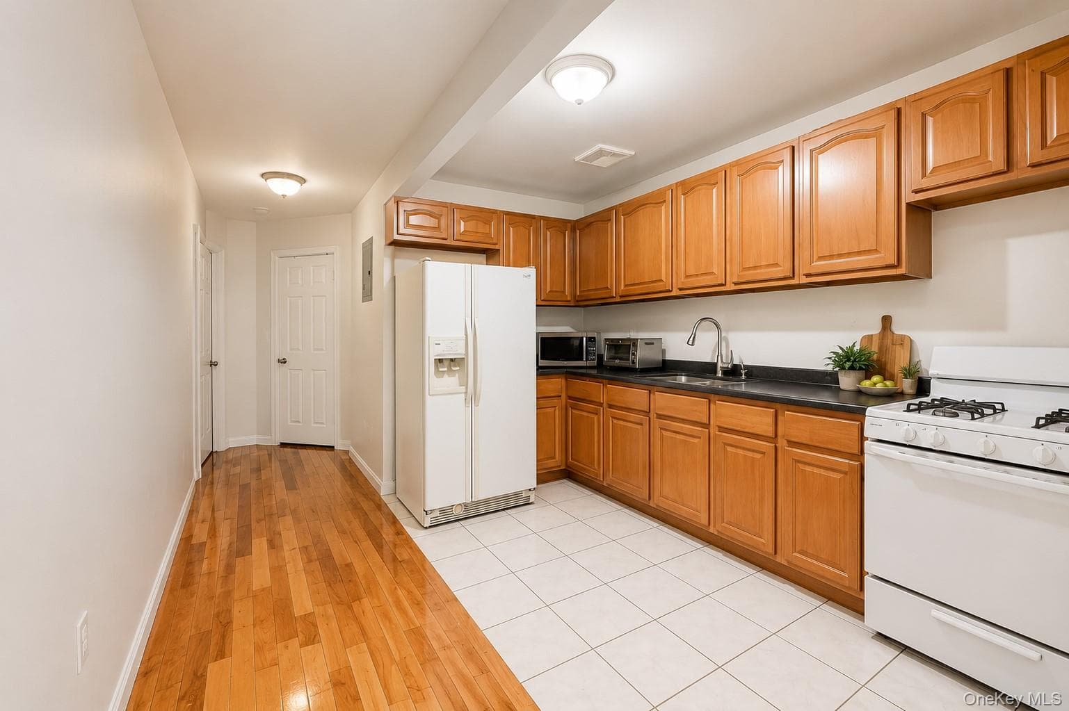1140 Willoughby Avenue thumbnail 24