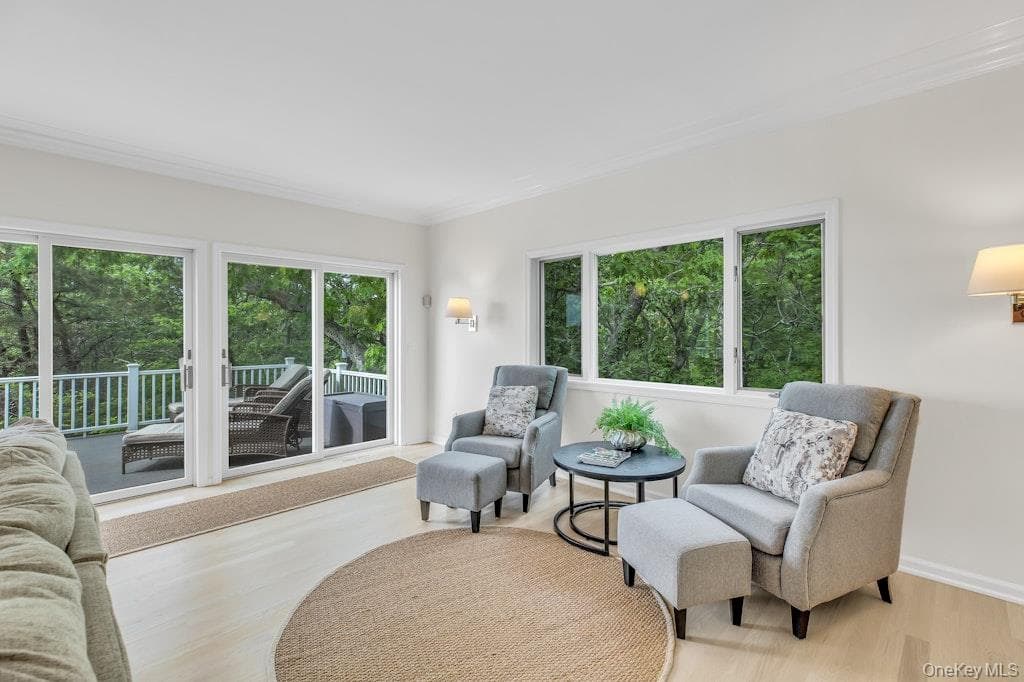 3645 Soundview Avenue thumbnail 15