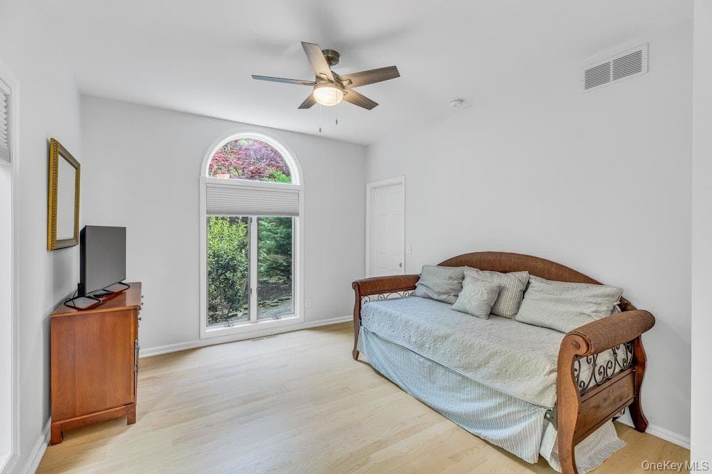 3645 Soundview Avenue thumbnail 26