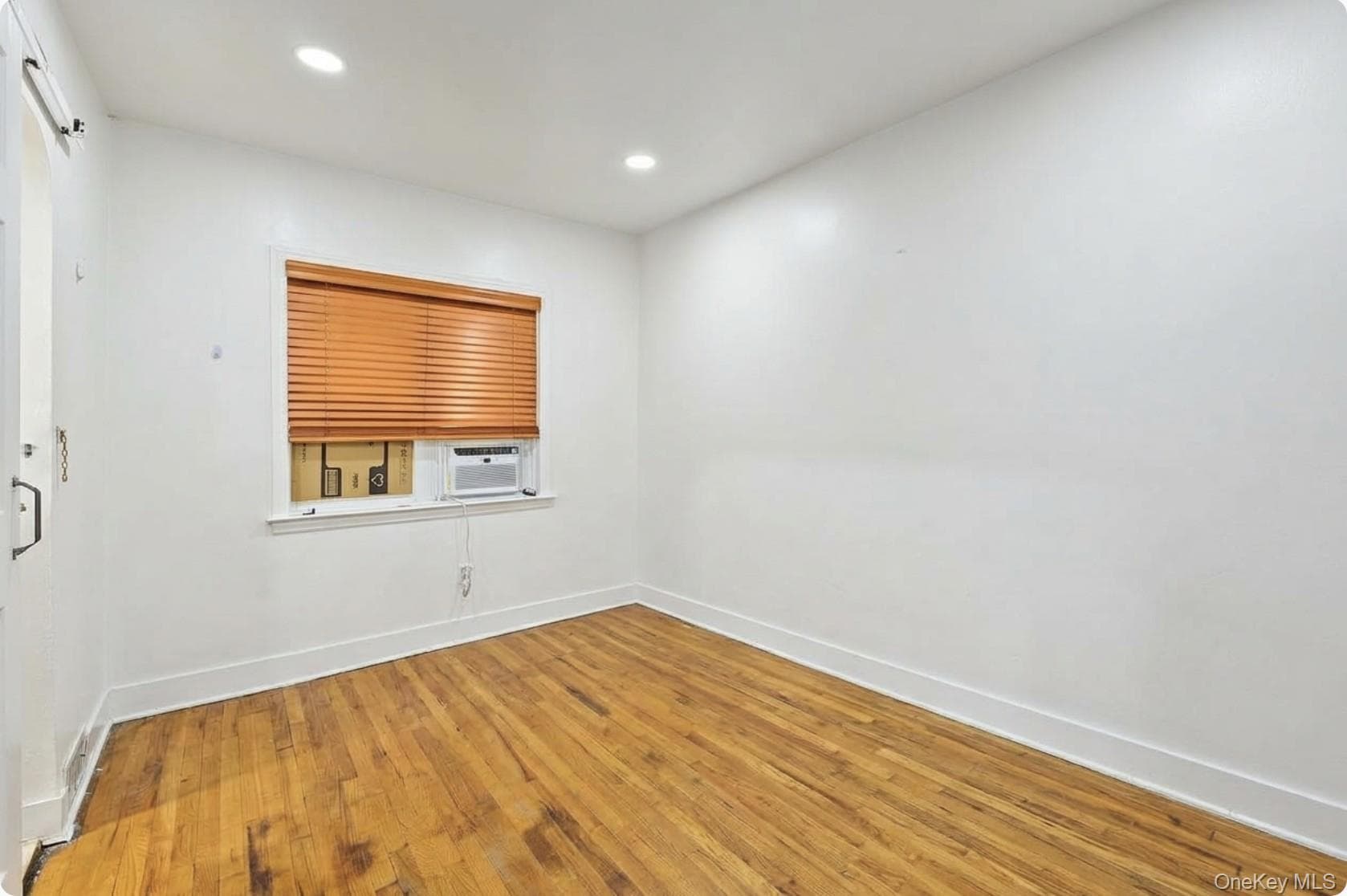 3312 Paulding Avenue Unit: A thumbnail 8