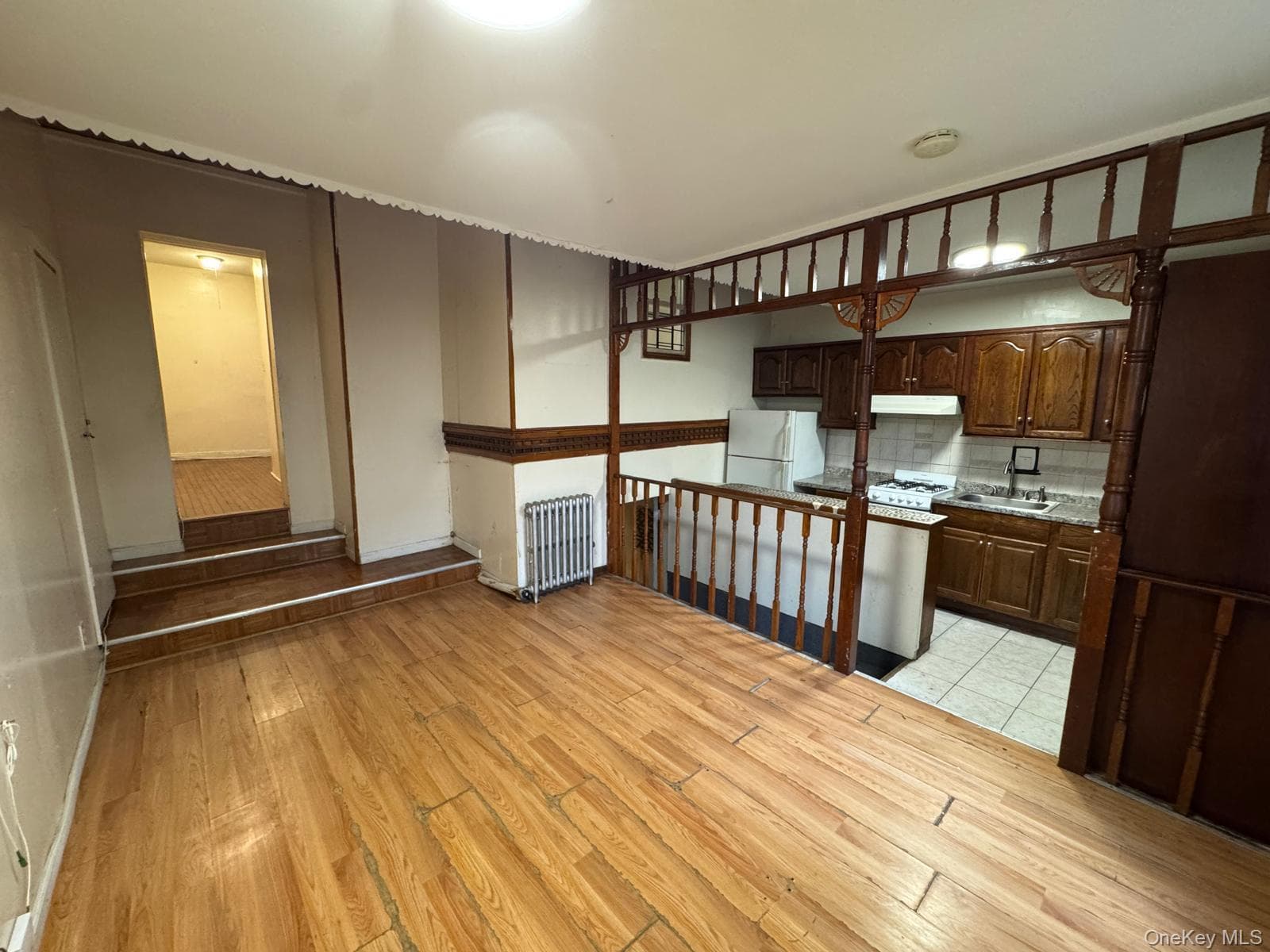 590 Elton Street thumbnail 10