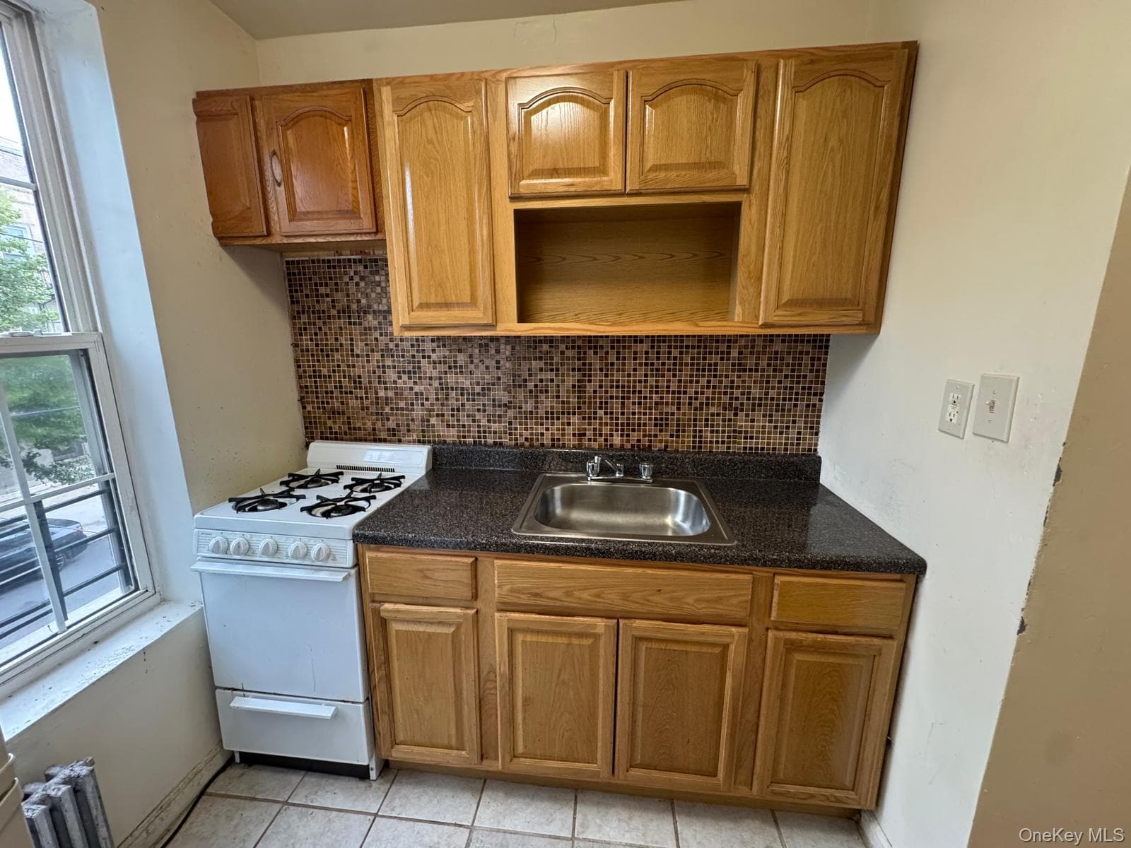 590 Elton Street thumbnail 20