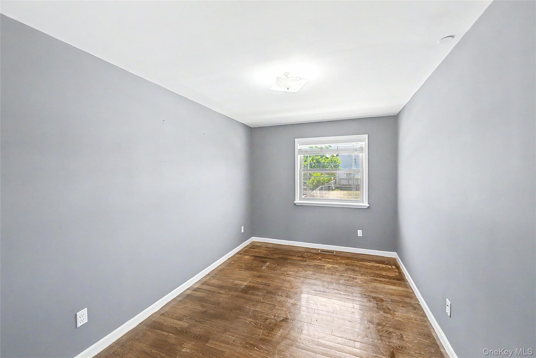 10205 Davenport Court thumbnail 17